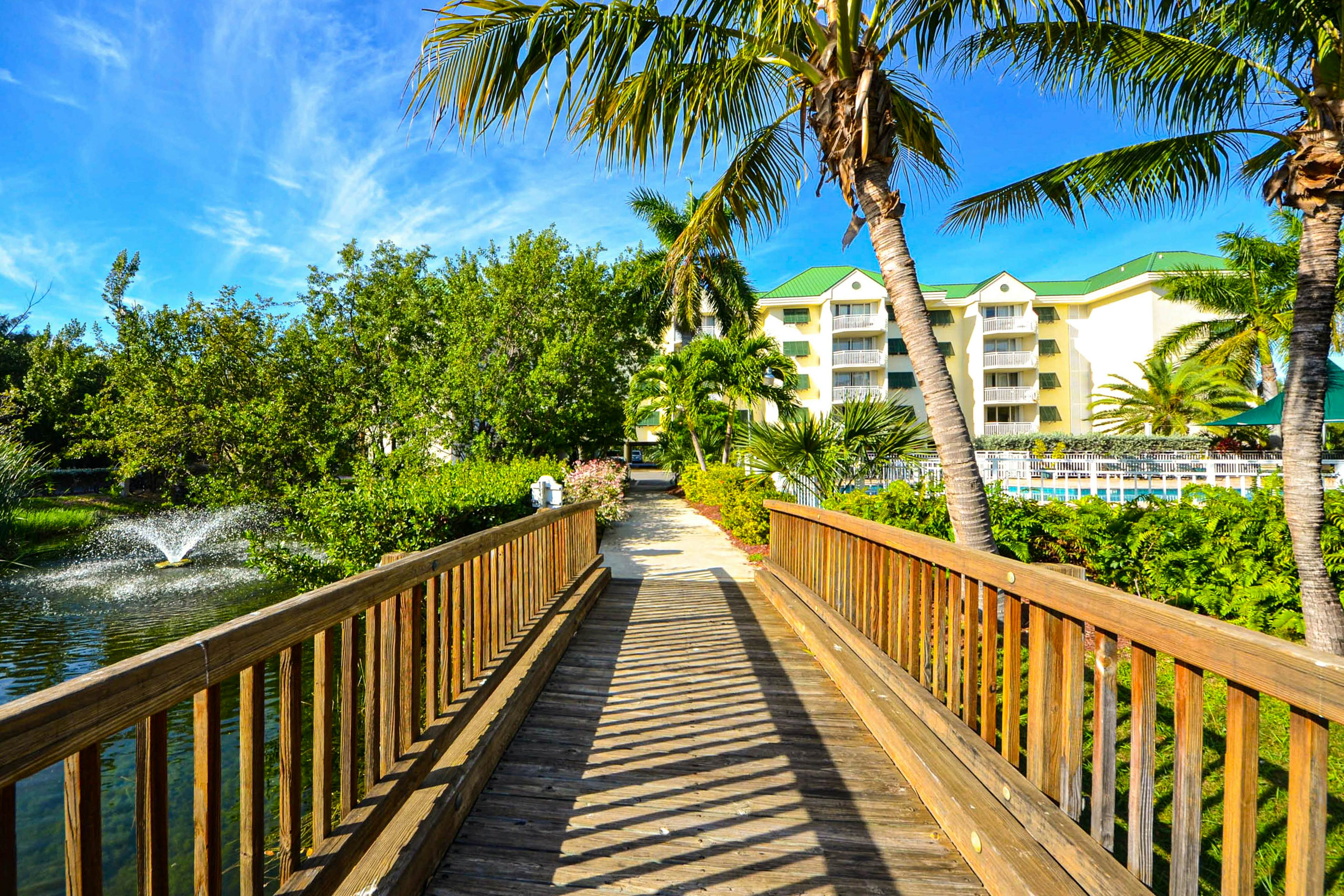 Sunrise Suites - Panama Suite 310