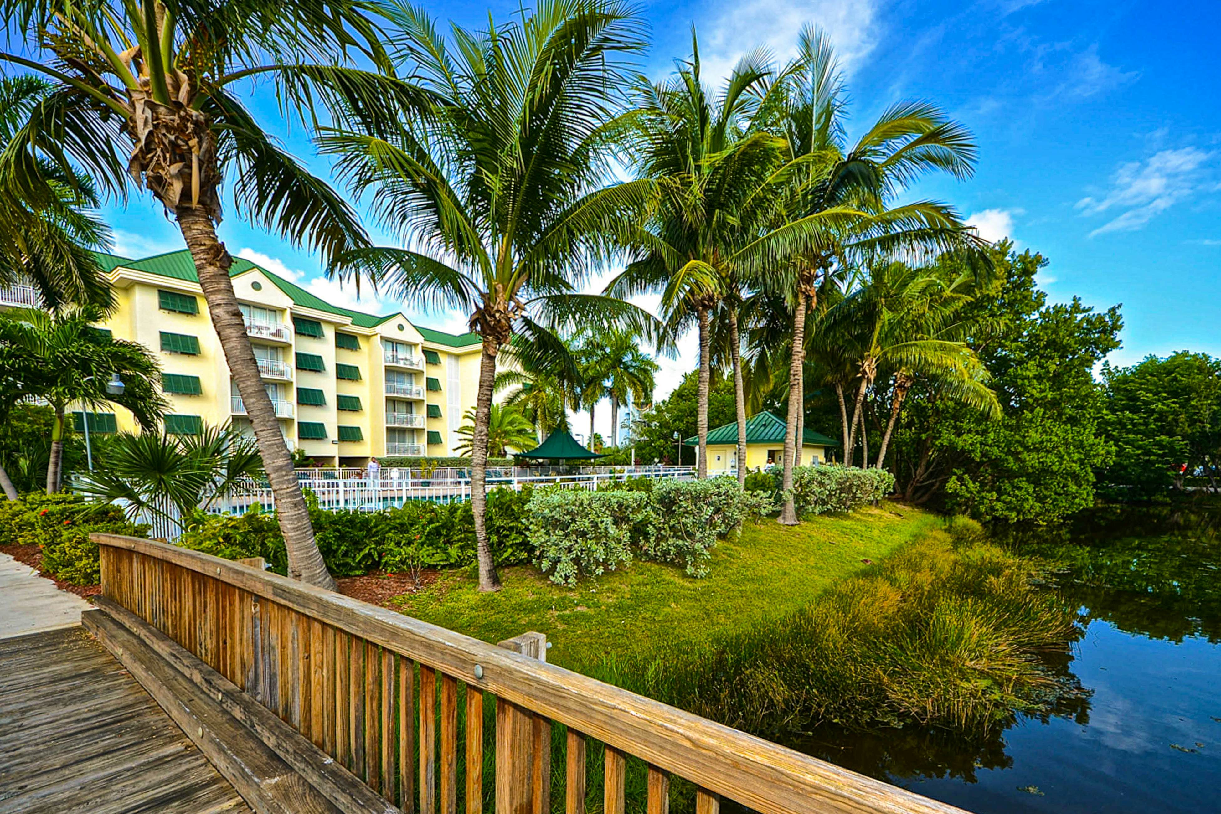 Sunrise Suites
