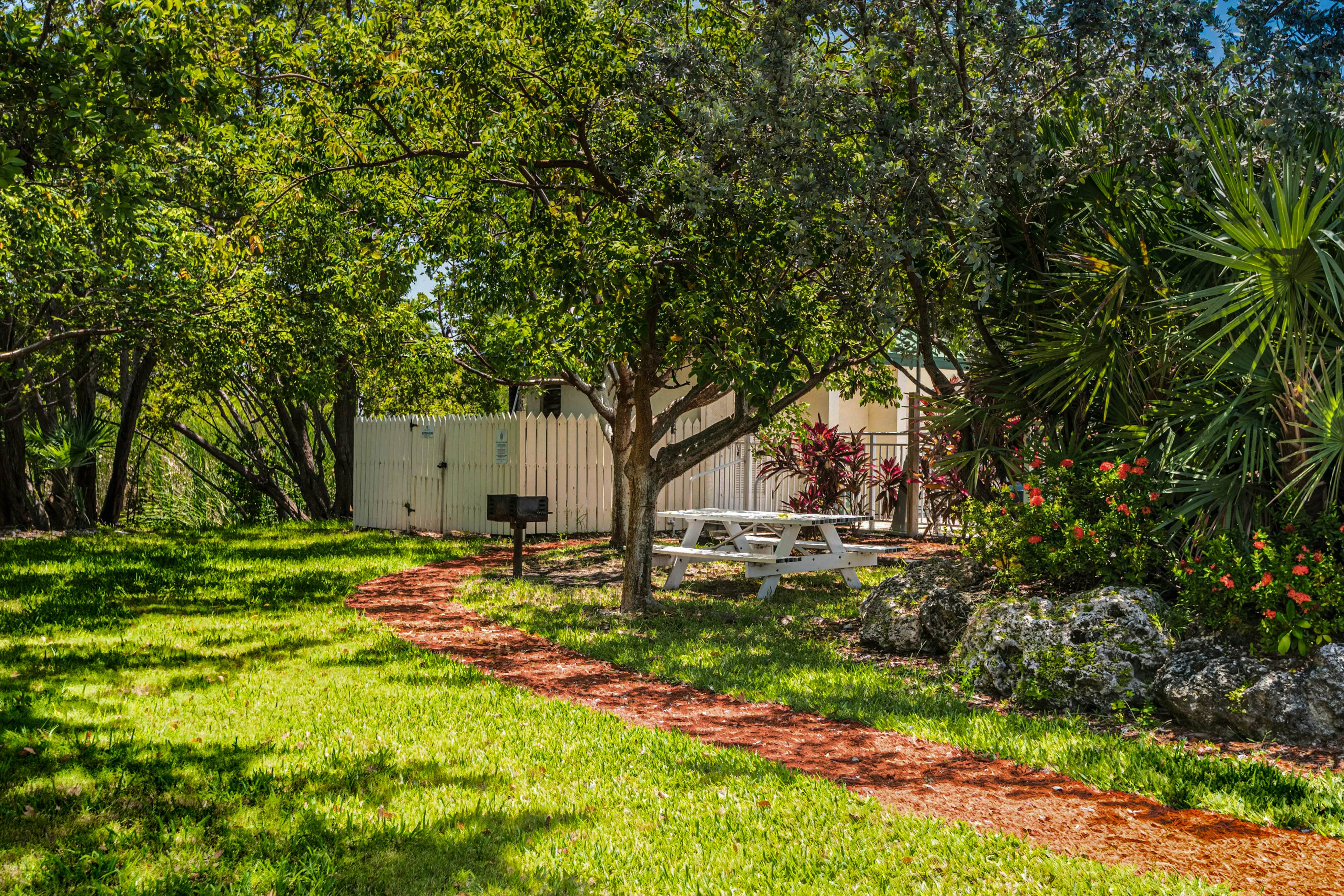 Sunrise Suites - Barbados Suite 204