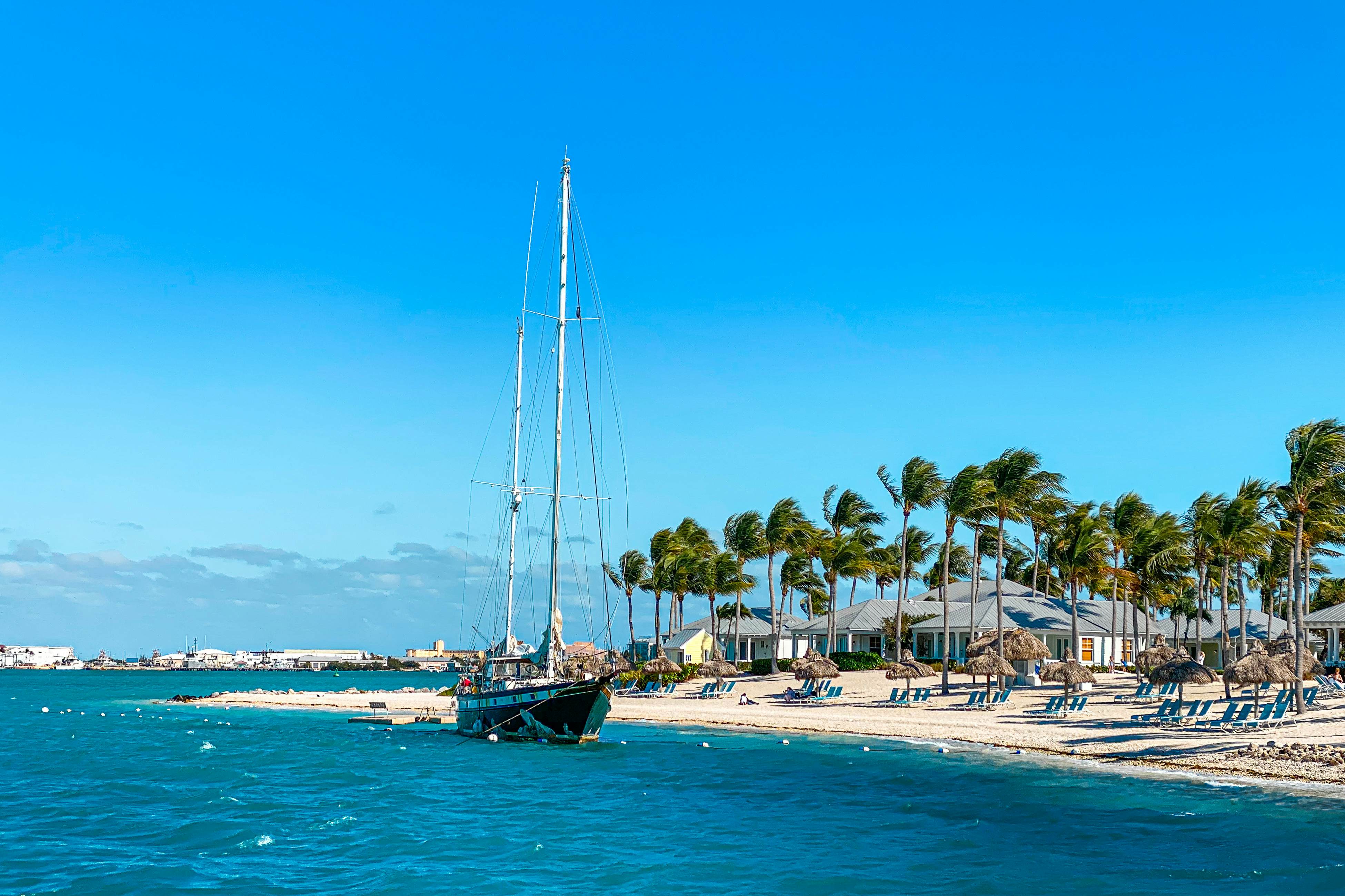 Sunrise Suites - Martinique Suite 108