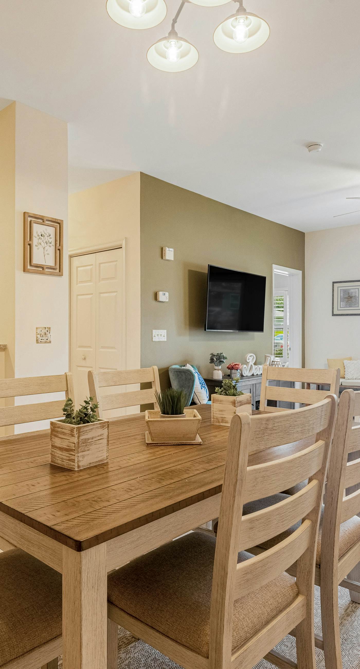 Villas at Bay Crossing - 34682 Villa Cir, Unit #4105