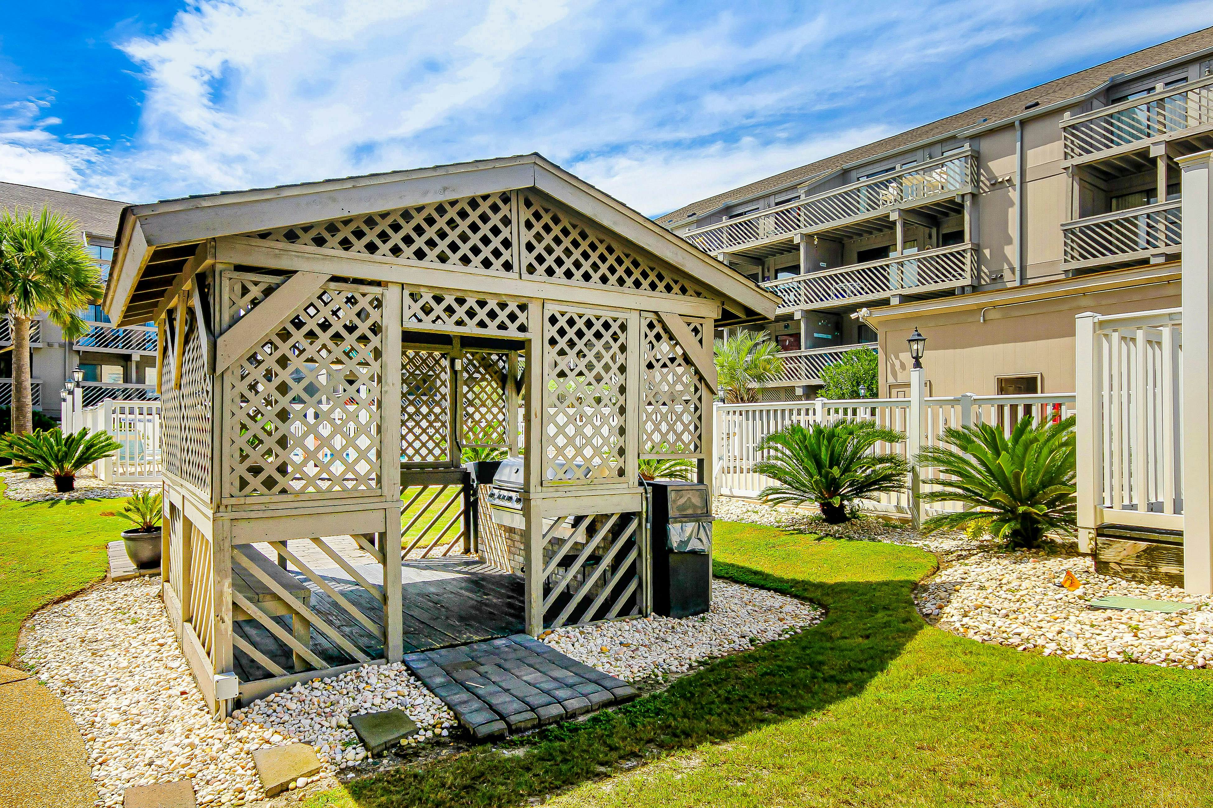 Shipwatch Pointe II L-302