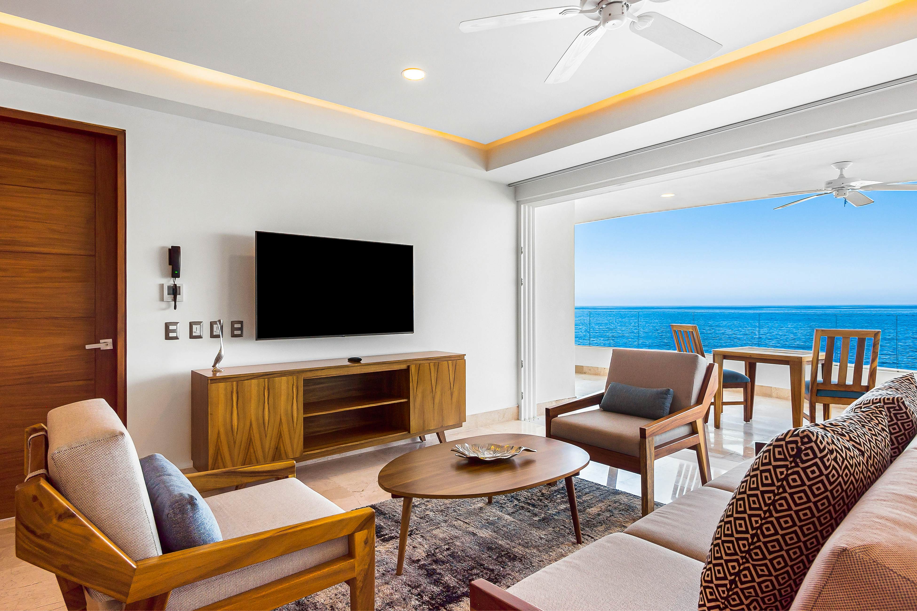 Blue Horizon 303 at Residences