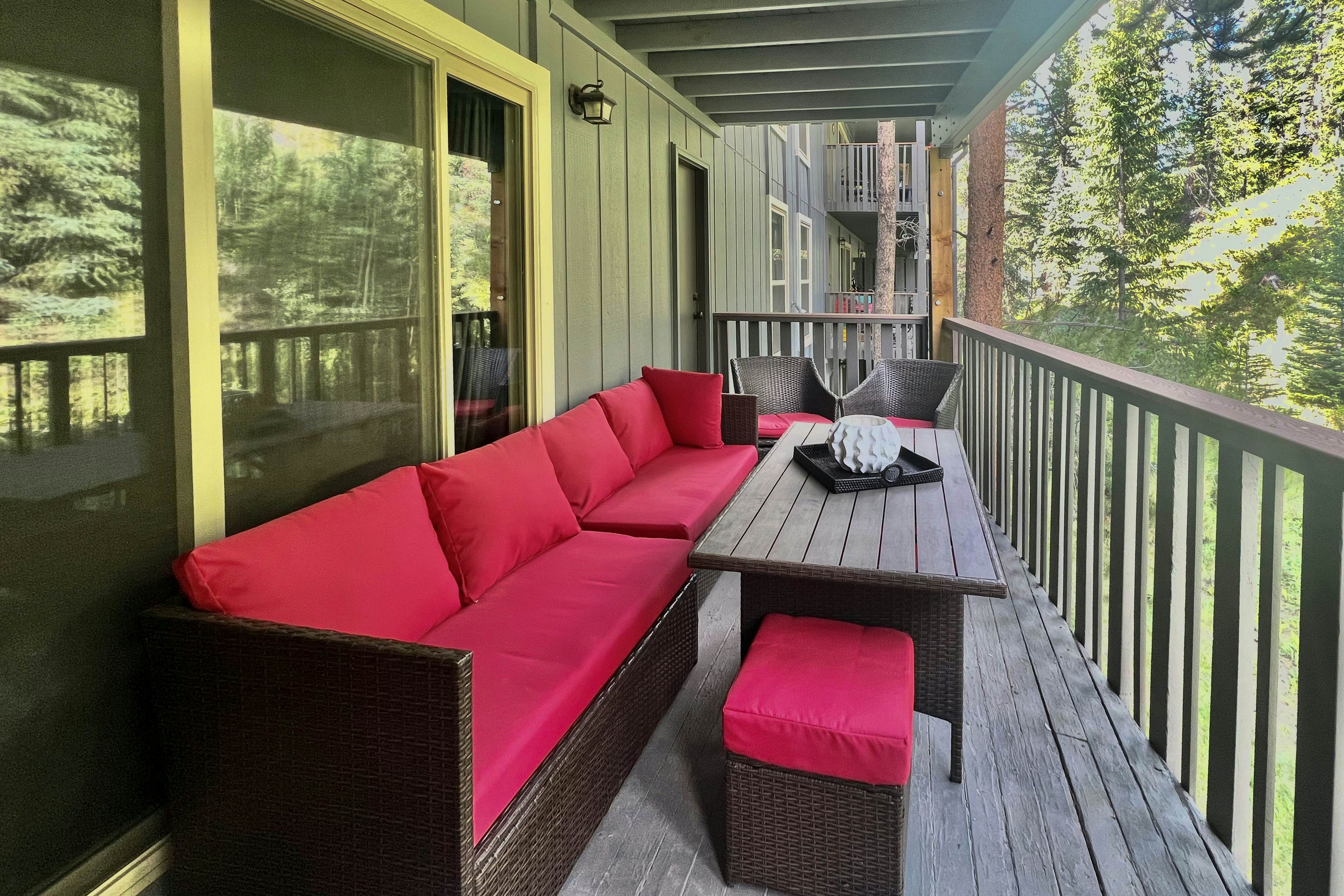 Lucky Adventure Lodge