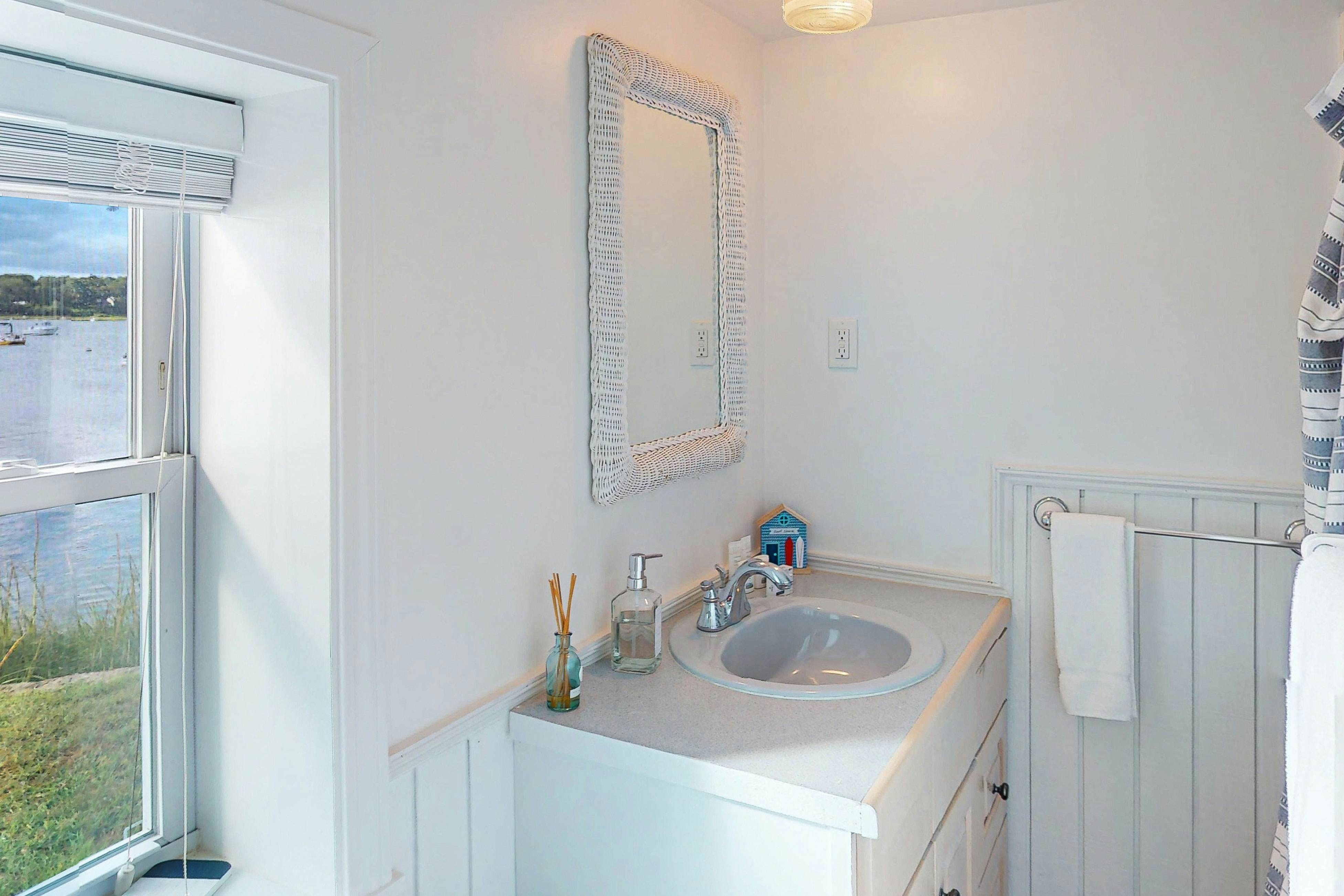 Town Cove Oyster House 3 BD Eastham, MA Vacation Rental Vacasa