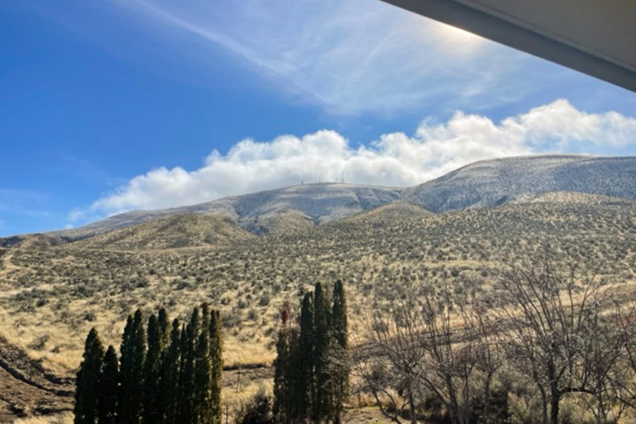 Prosser Paradise 3 BD Prosser, WA Vacation Rental Vacasa