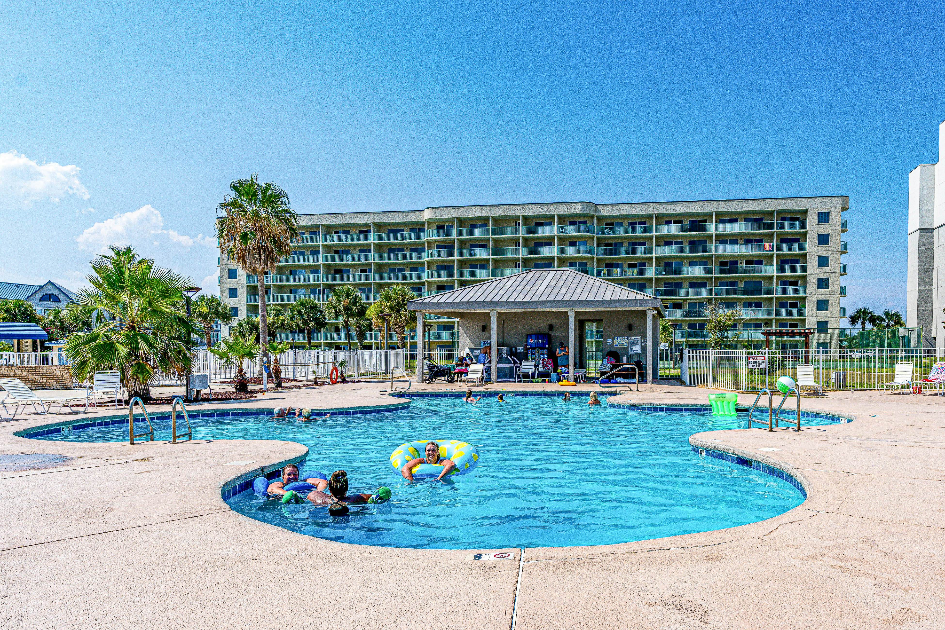 Plantation Palms #6308