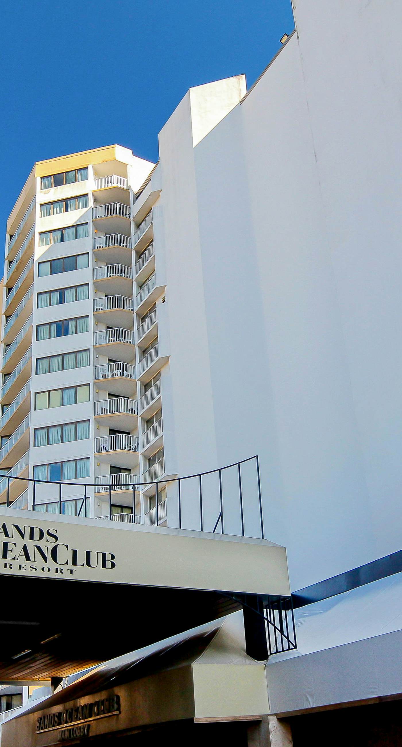 Sands Ocean Club 1630