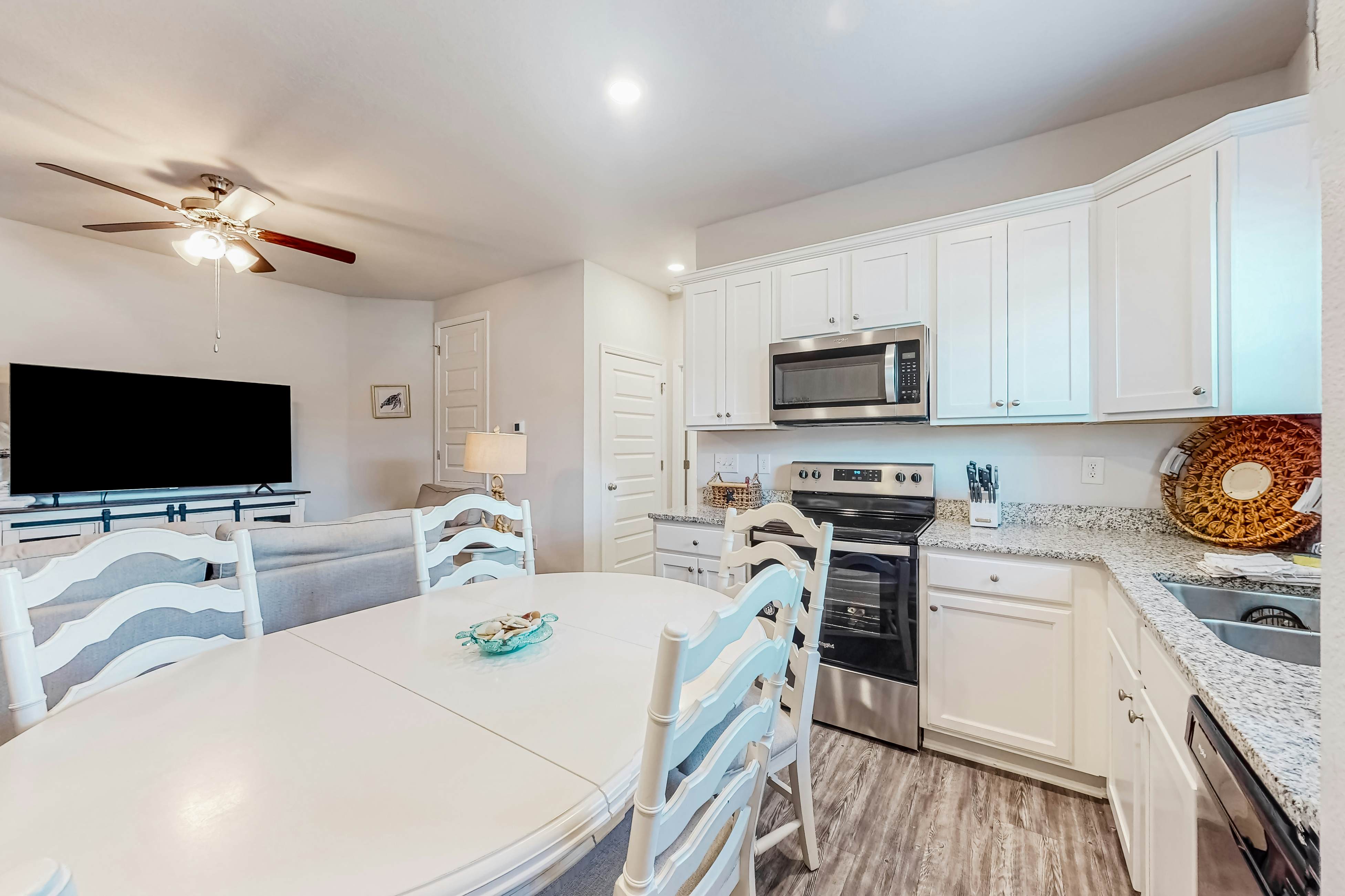 Windmark - Day Drinking