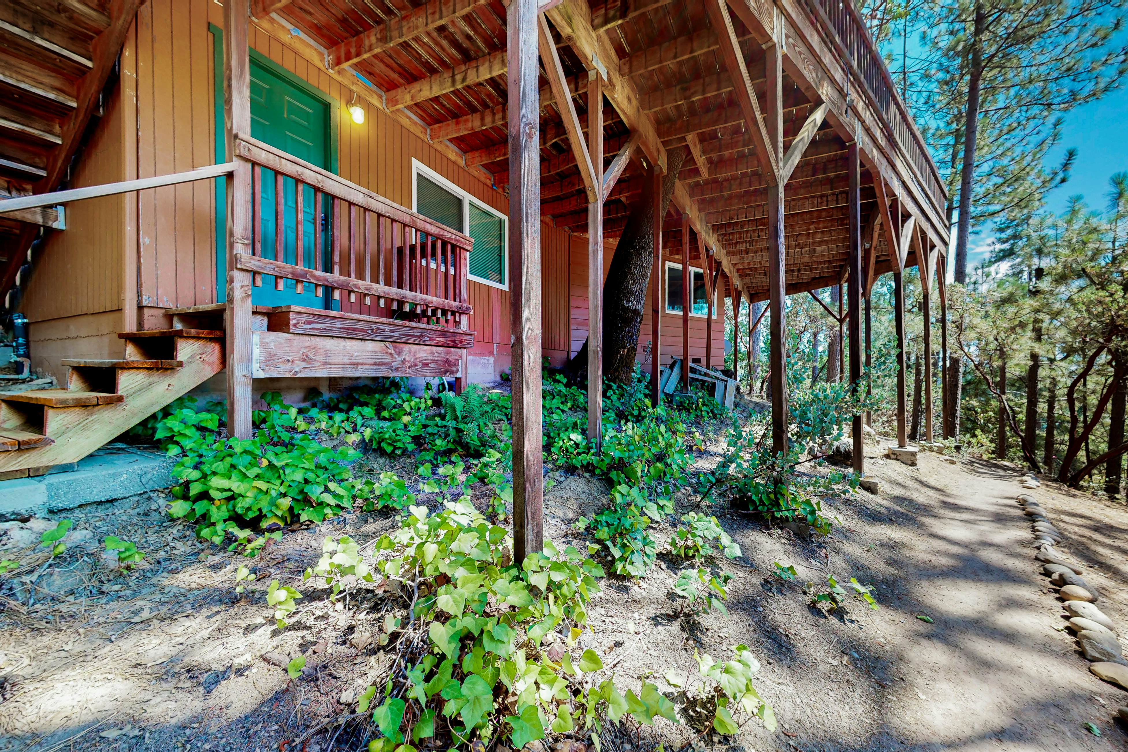 Bass Lake Lodge 7 BD Bass Lake, CA Vacation Rental Vacasa