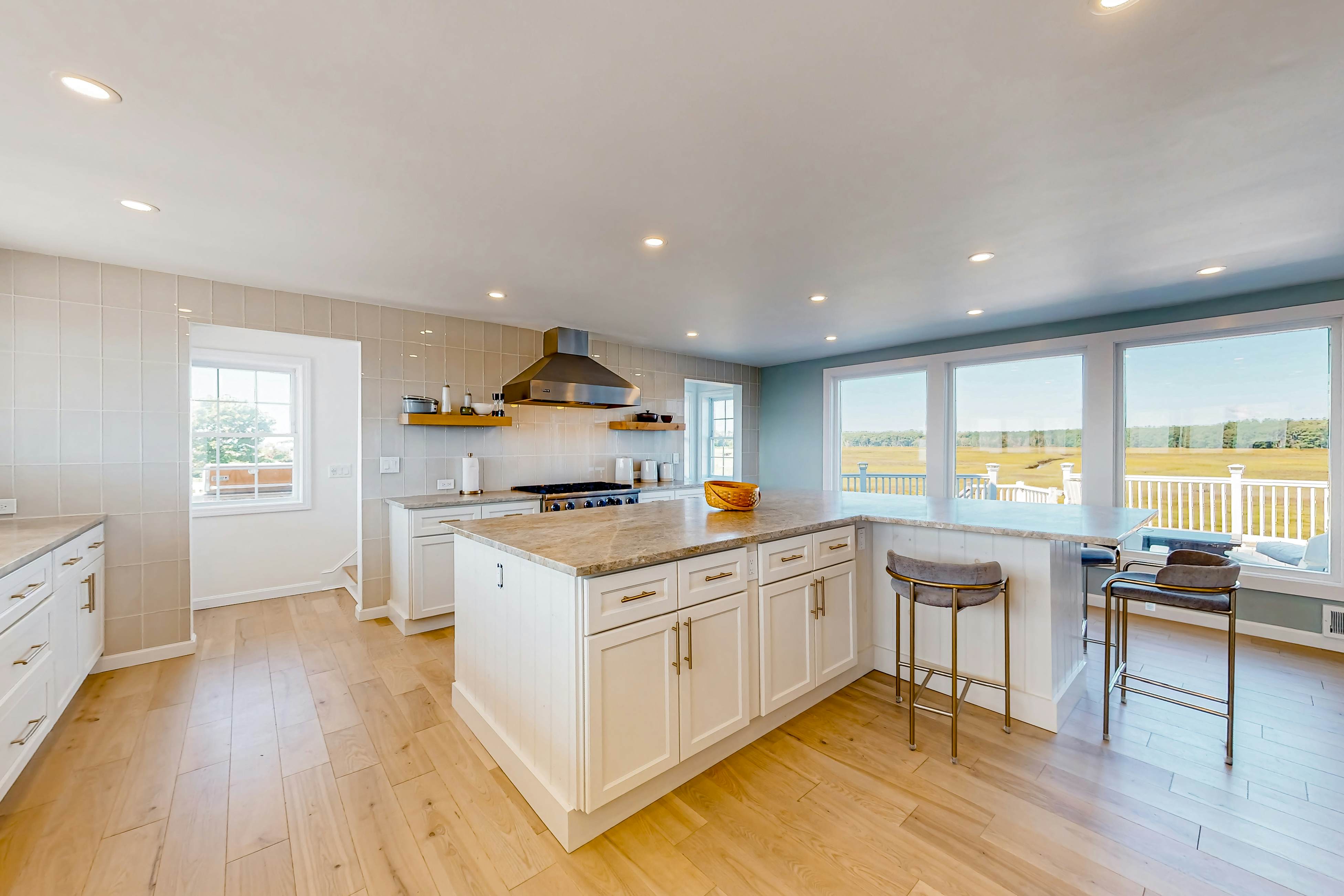 Luxury Rye Beach Escape 4 BD Rye, NH Vacation Rental Vacasa