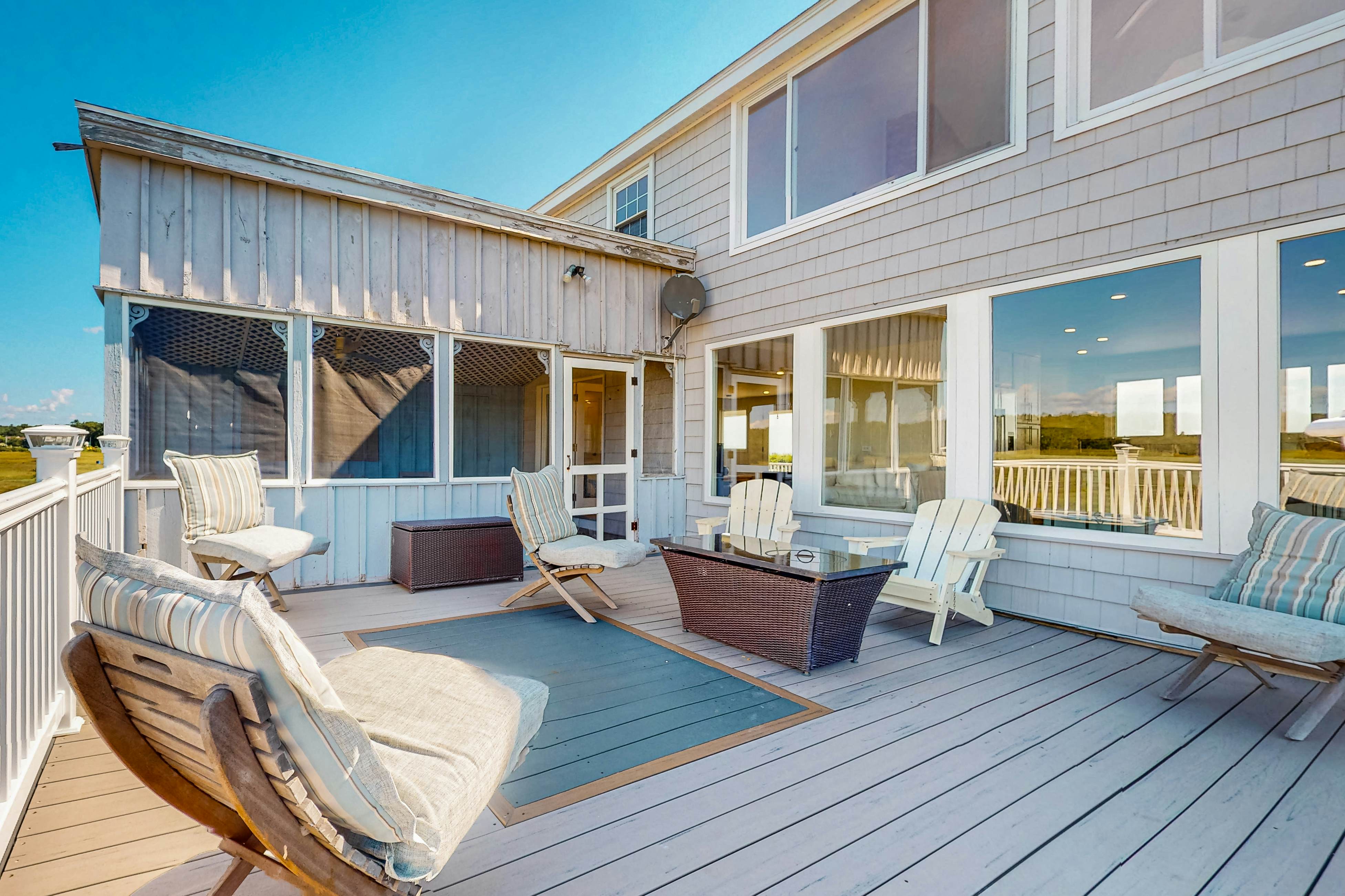 Luxury Rye Beach Escape 4 BD Rye, NH Vacation Rental Vacasa