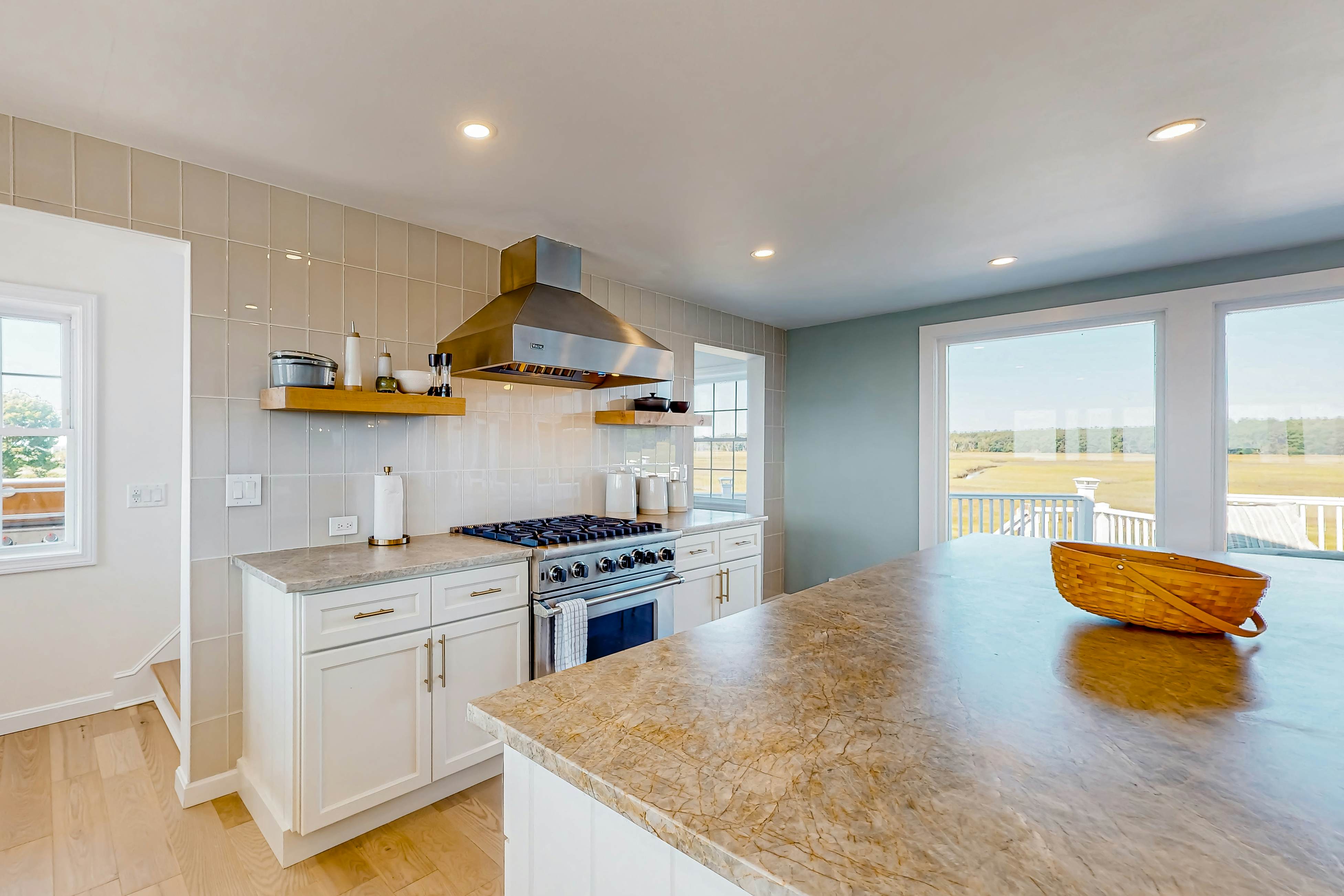 Luxury Rye Beach Escape 4 BD Rye, NH Vacation Rental Vacasa