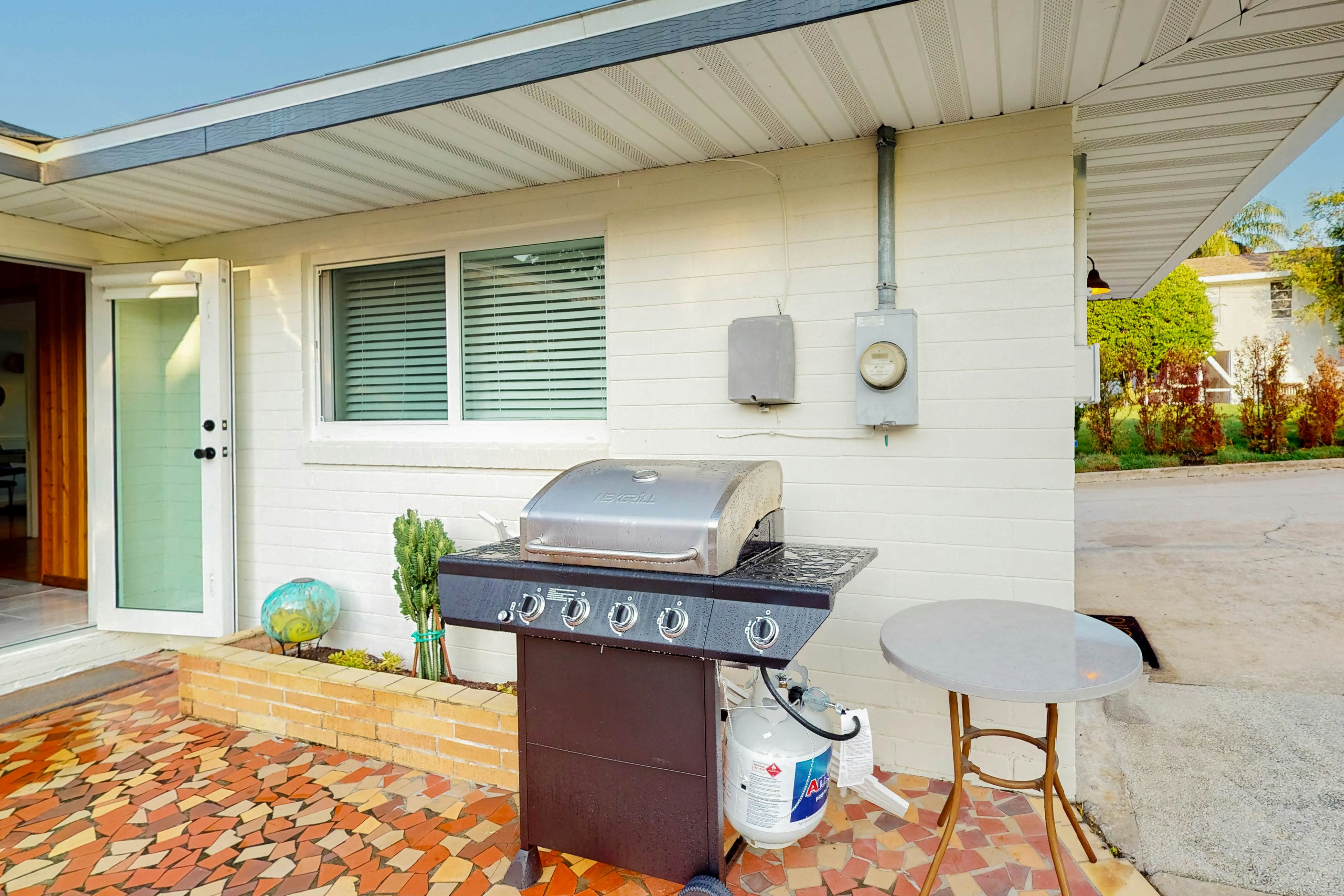 hidden image preload