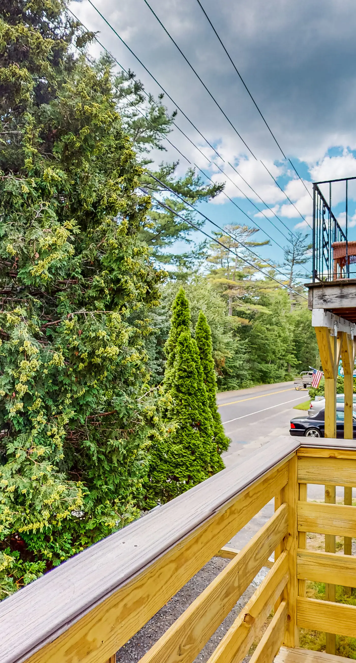 Shore breeze Inn - Tri-Plex