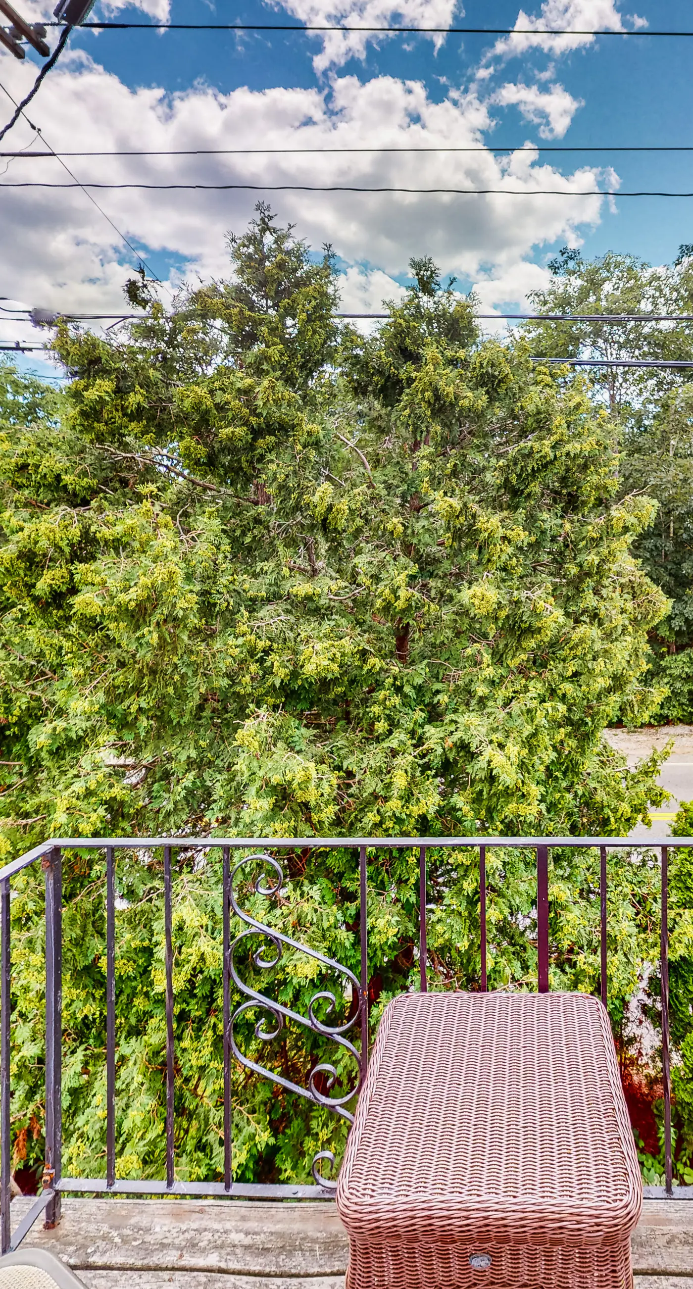 Shore breeze Inn - Tri-Plex