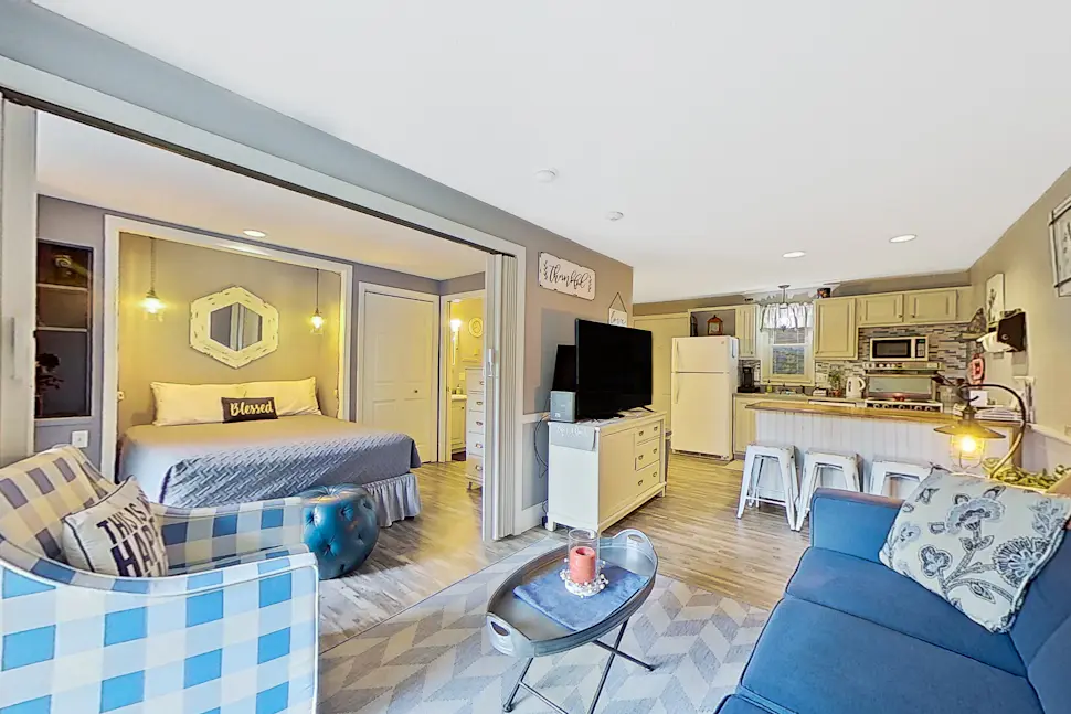 Misty Harbor 118 1 BD Gilford, NH Vacation Rental Vacasa