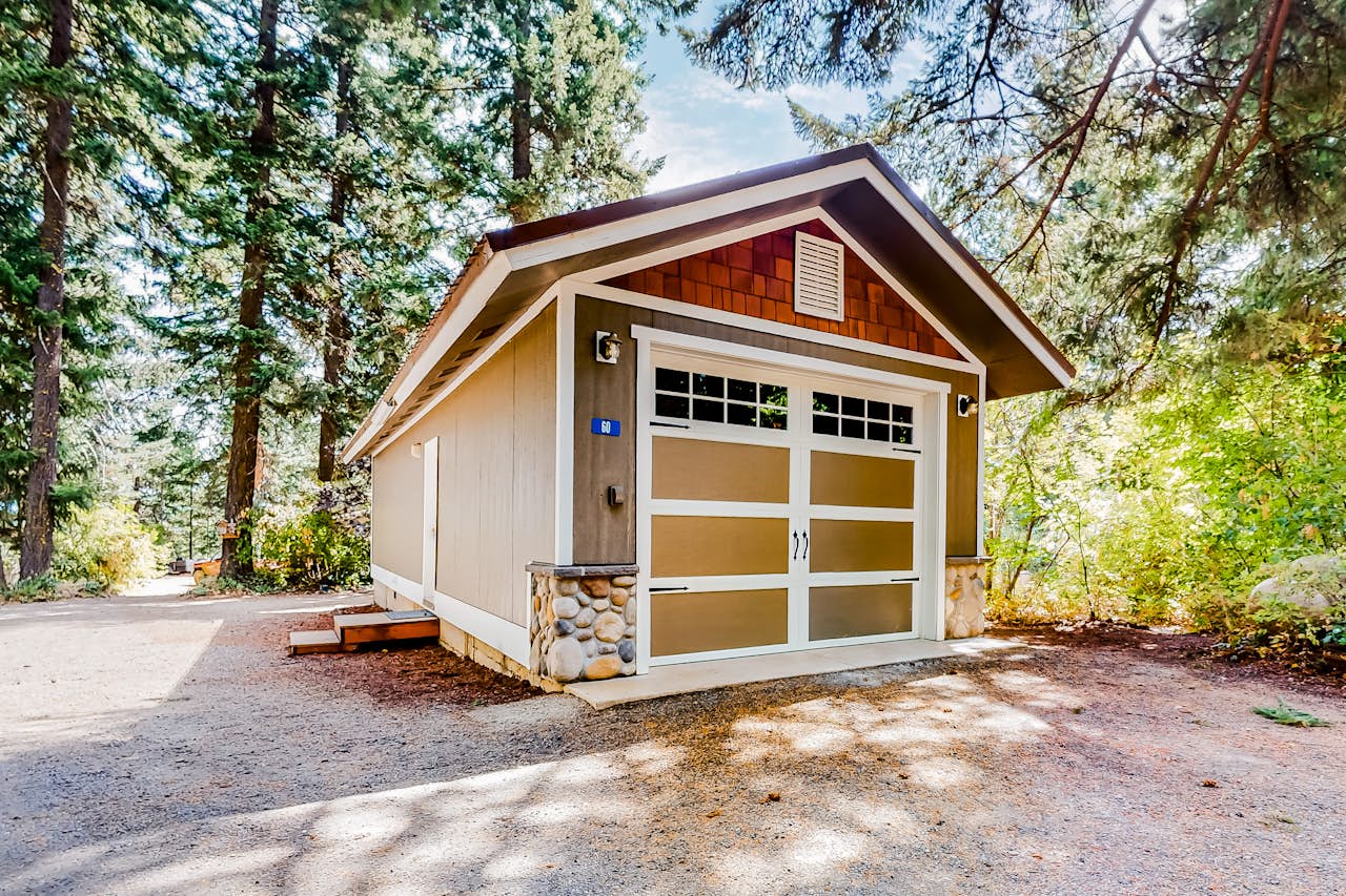 Moose Point 0 BD Cle Elum, WA Vacation Rental Vacasa