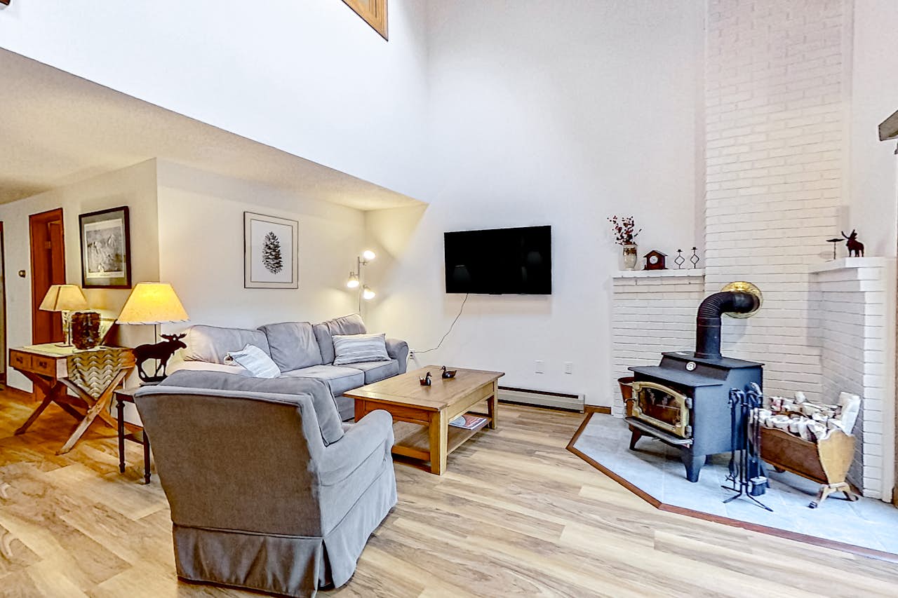 Eagle Ridge House 2 BD Bartlett, NH Vacation Rental Vacasa