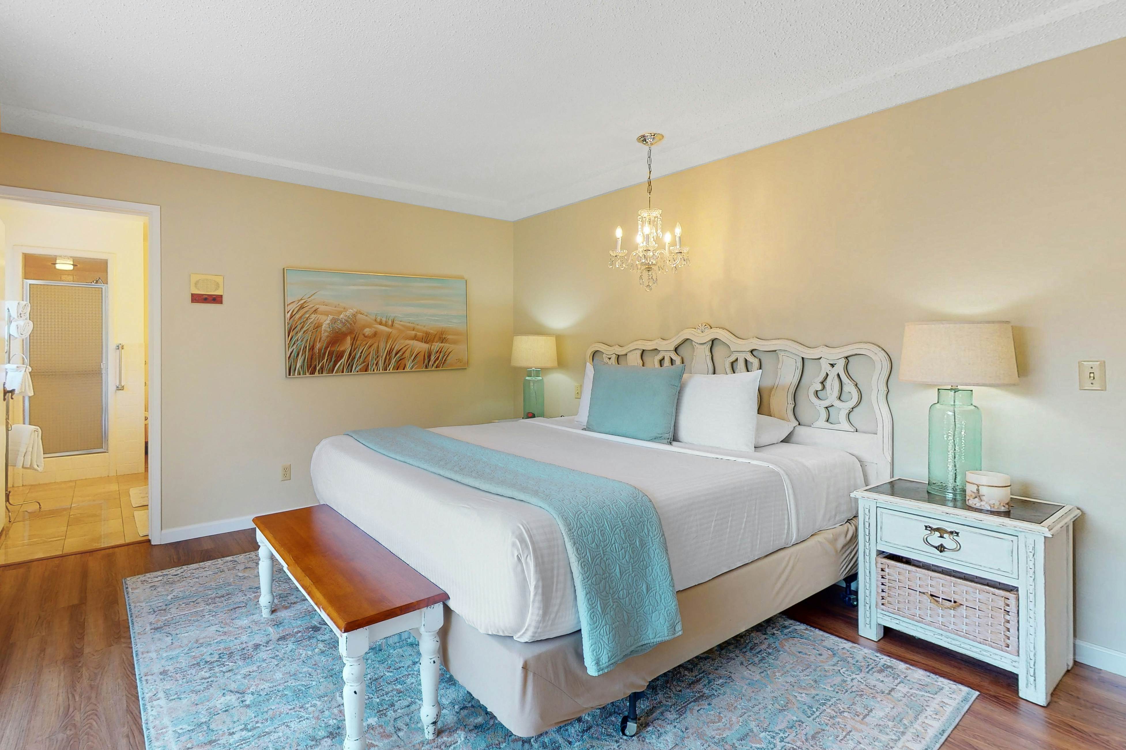 Viewcrest Retro Country Home