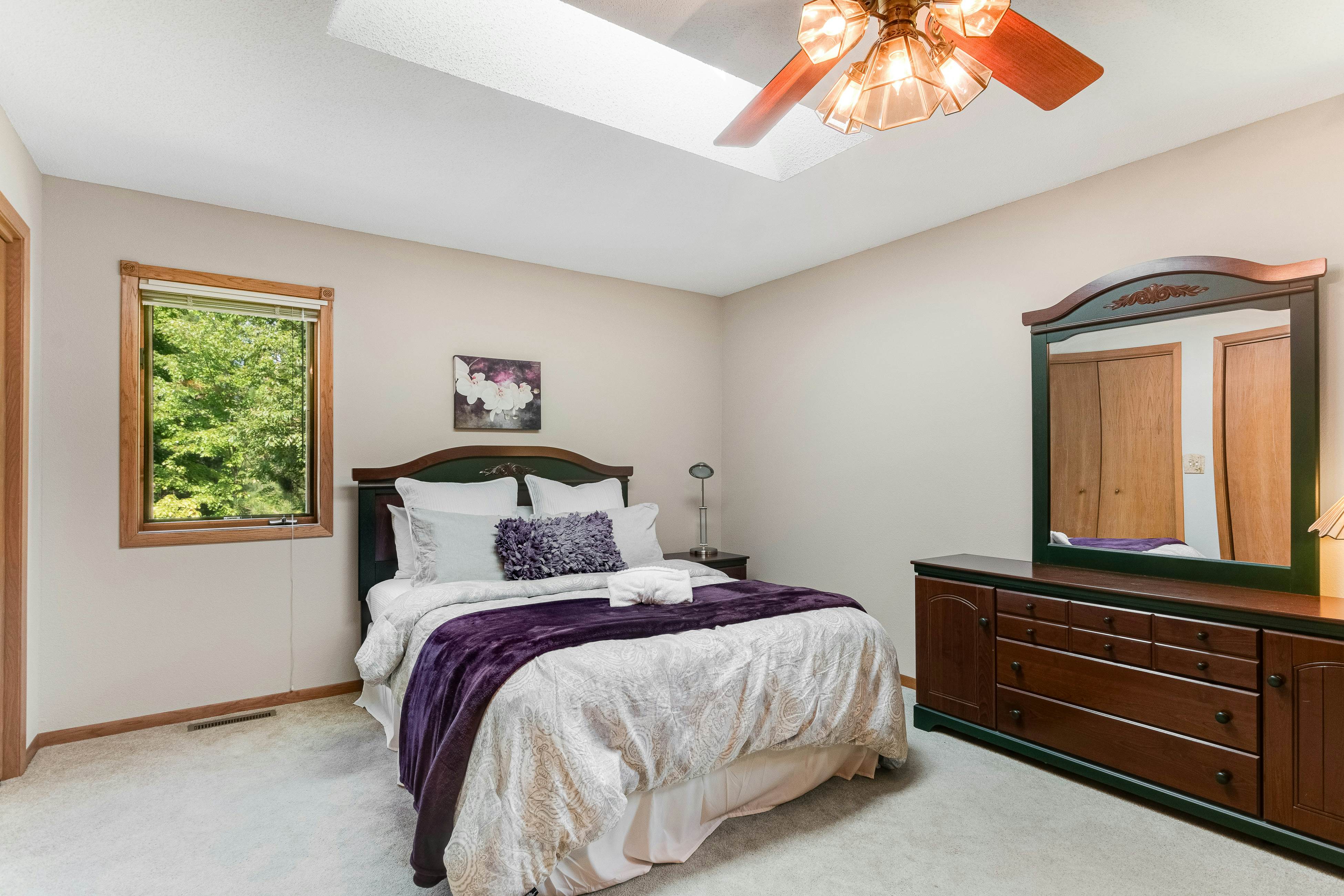 Cottage on the Green 4 BD Nekoosa, WI Vacation Rental Vacasa