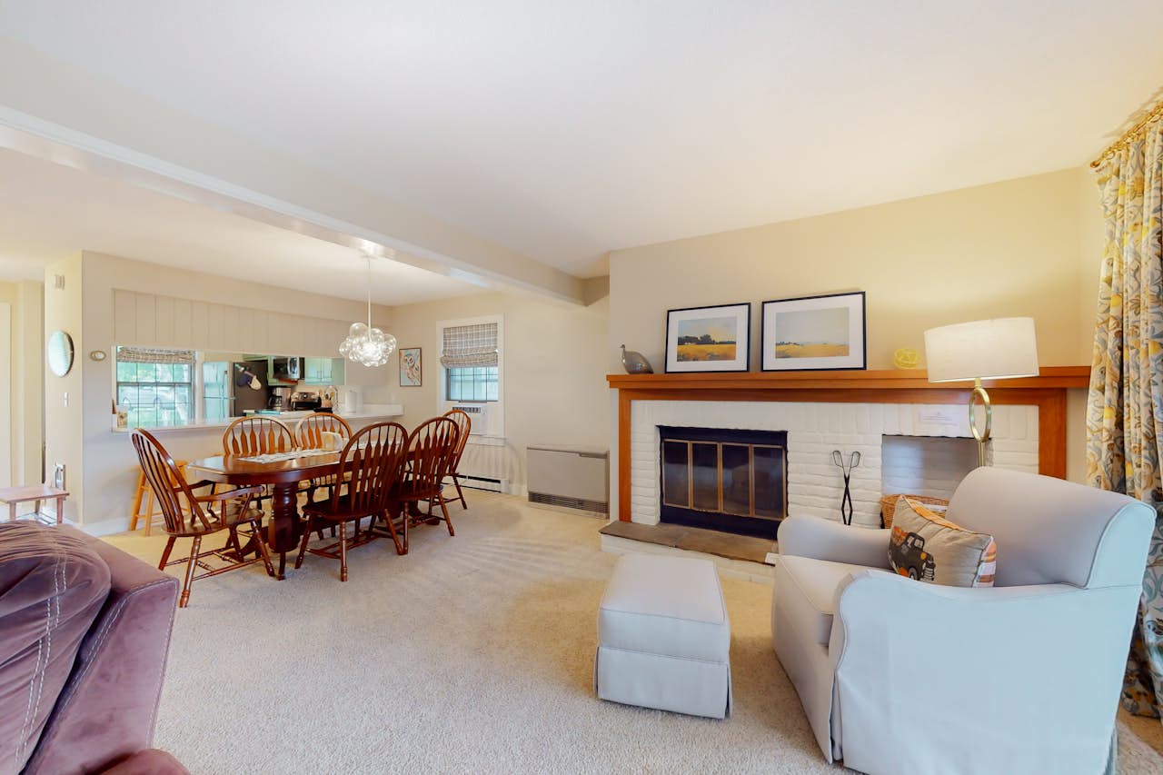 Sugar Hill Haven 4 BD Quechee, VT Vacation Rental Vacasa