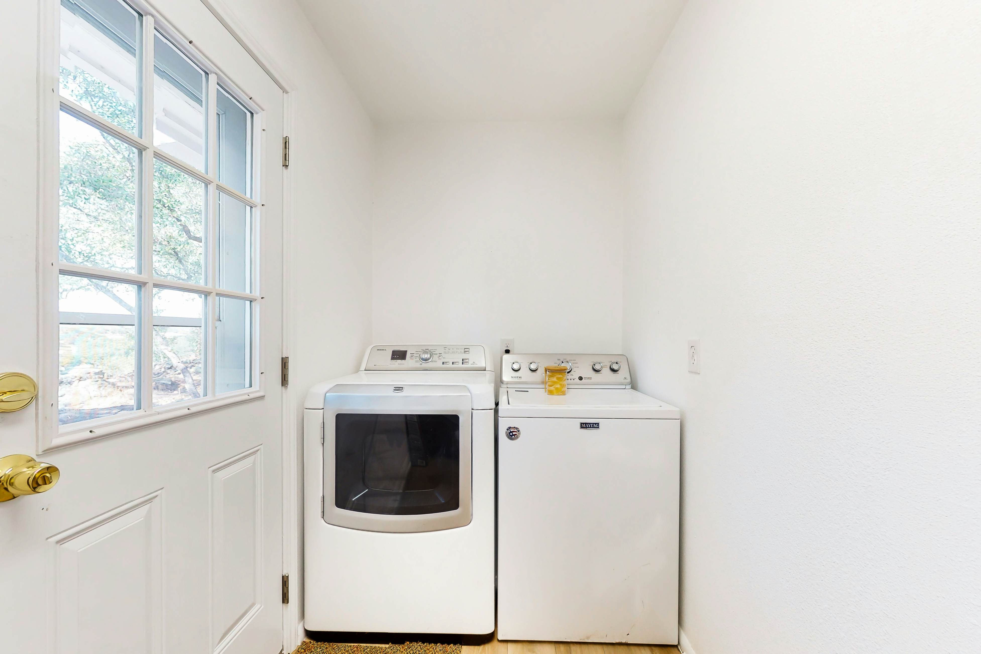 Granite Peak Vista - Inks Lake