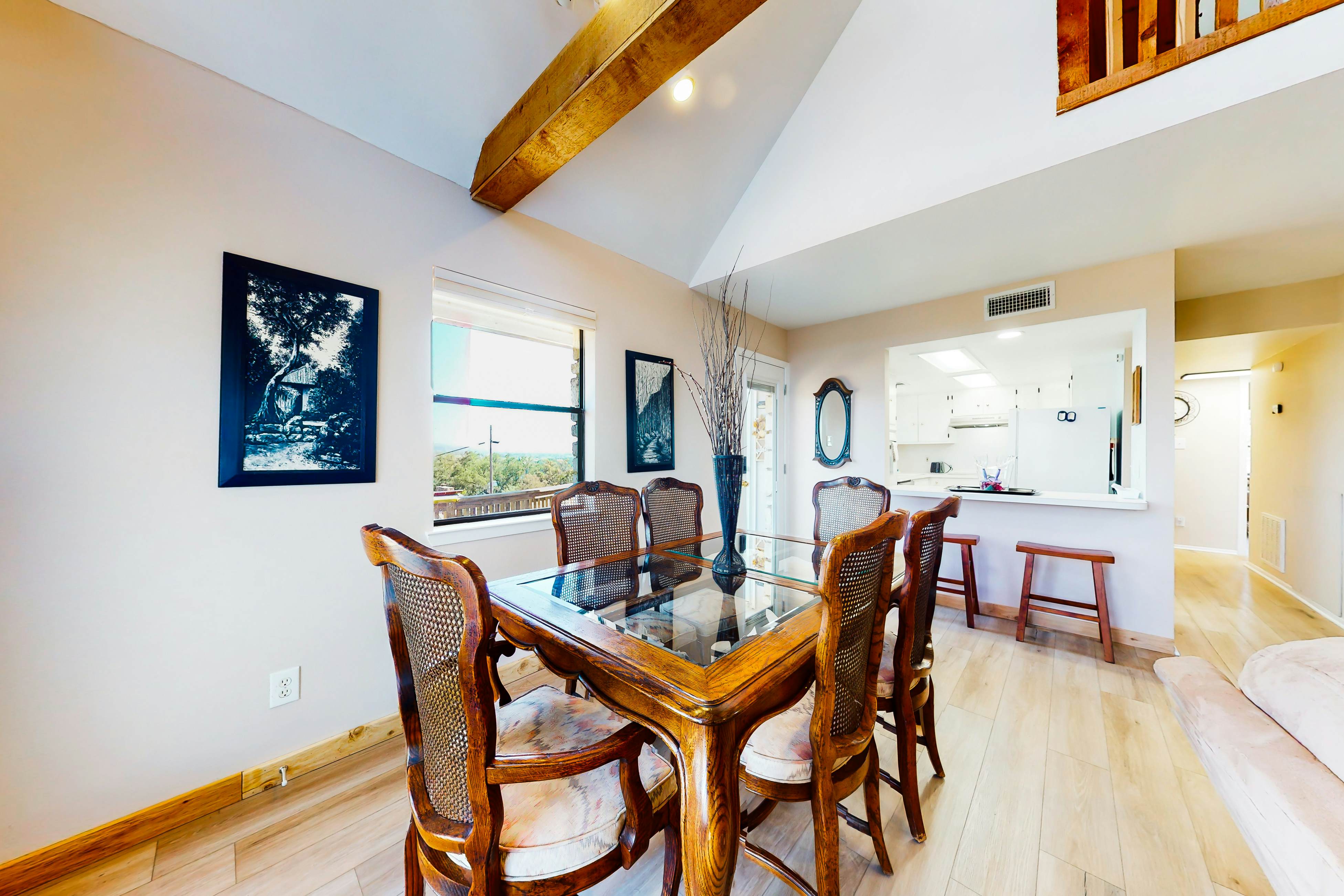 Granite Peak Vista - Inks Lake