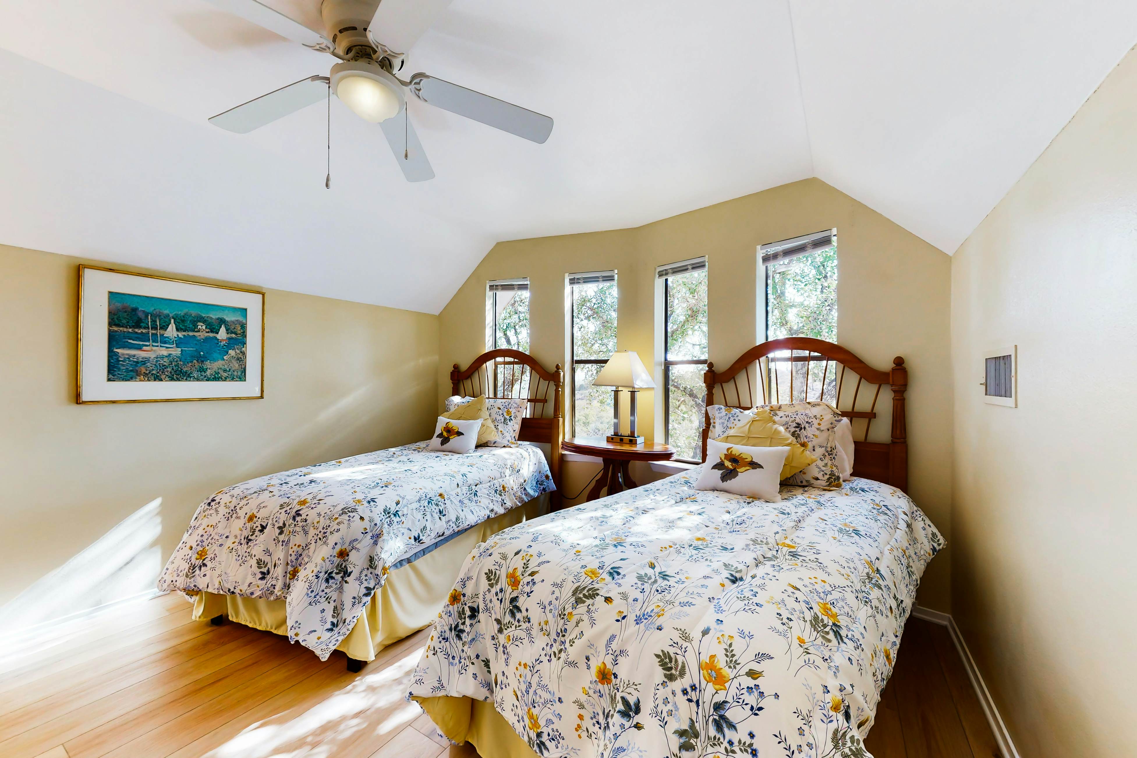 Granite Peak Vista - Inks Lake