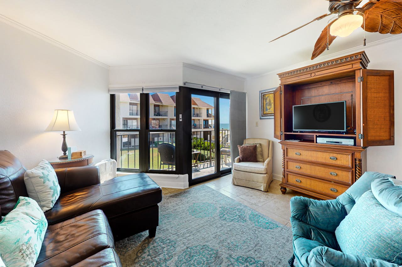 Gulfside Townhomes 6 2 BD Gulf Shores, AL Vacation Rental Vacasa