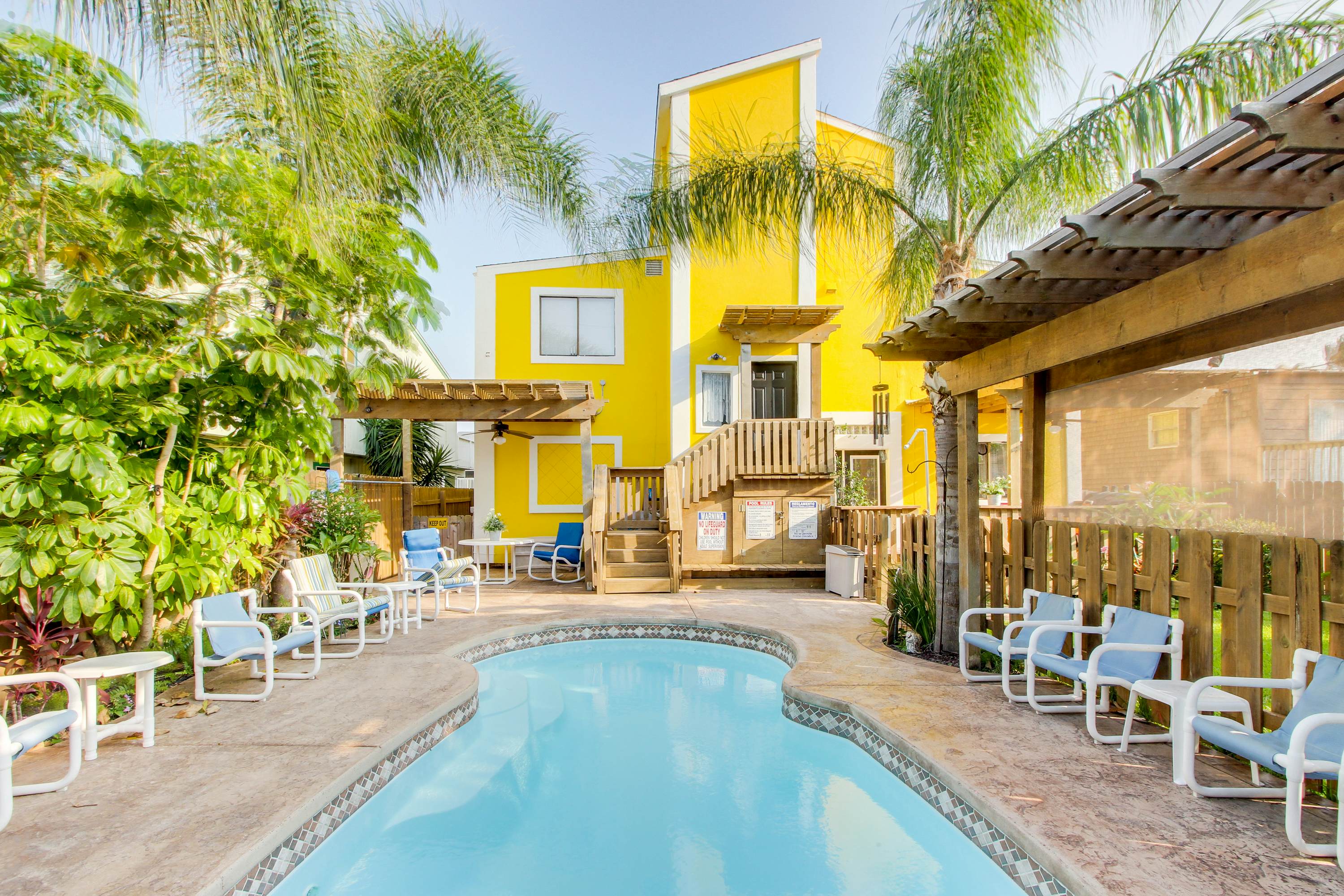 Butterfly Vine Escape Beach House 3 BD South Padre Island, TX