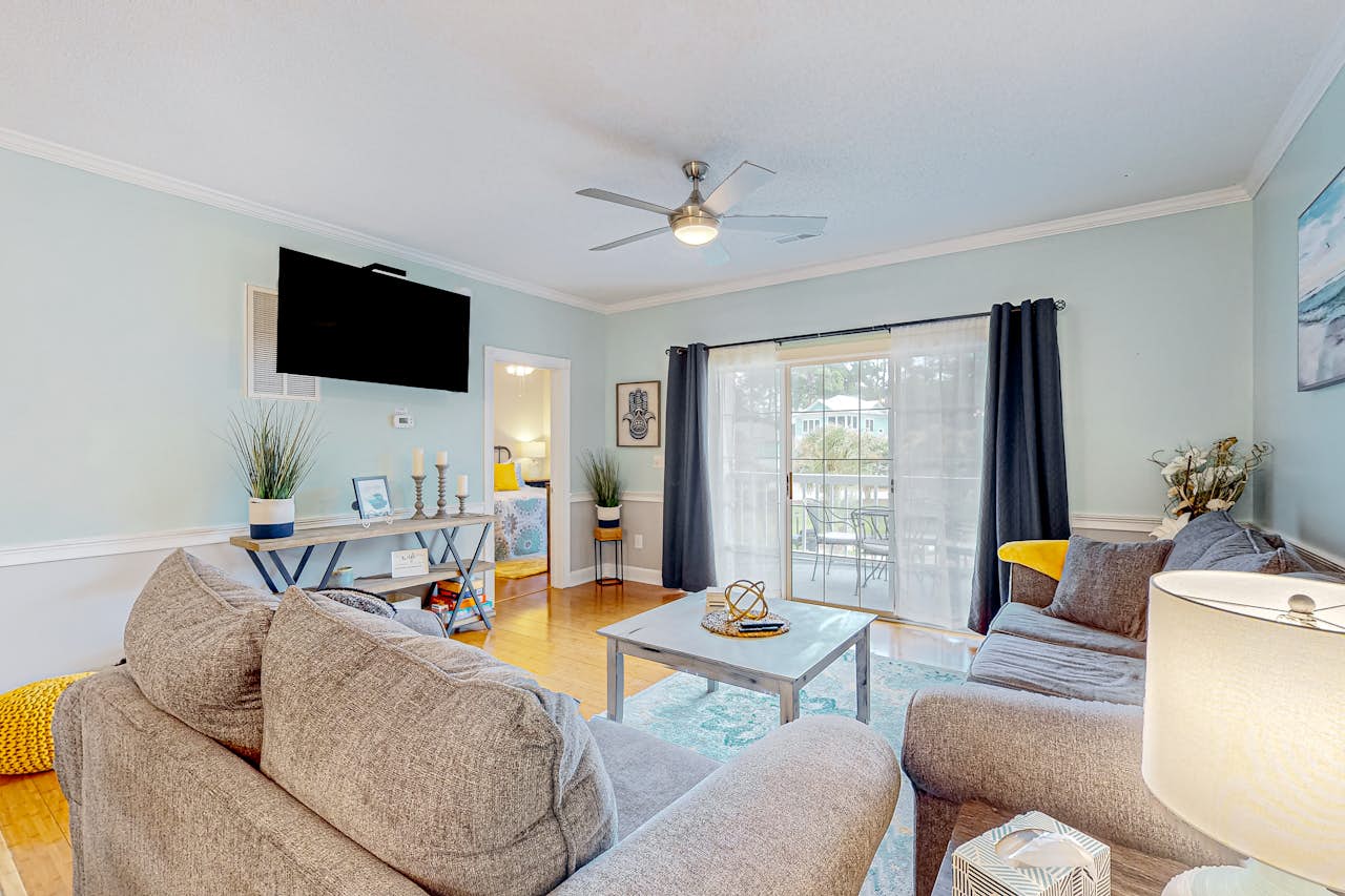 Seas the Day at Magnolia Place 2 BD Myrtle Beach, SC Vacation Rental