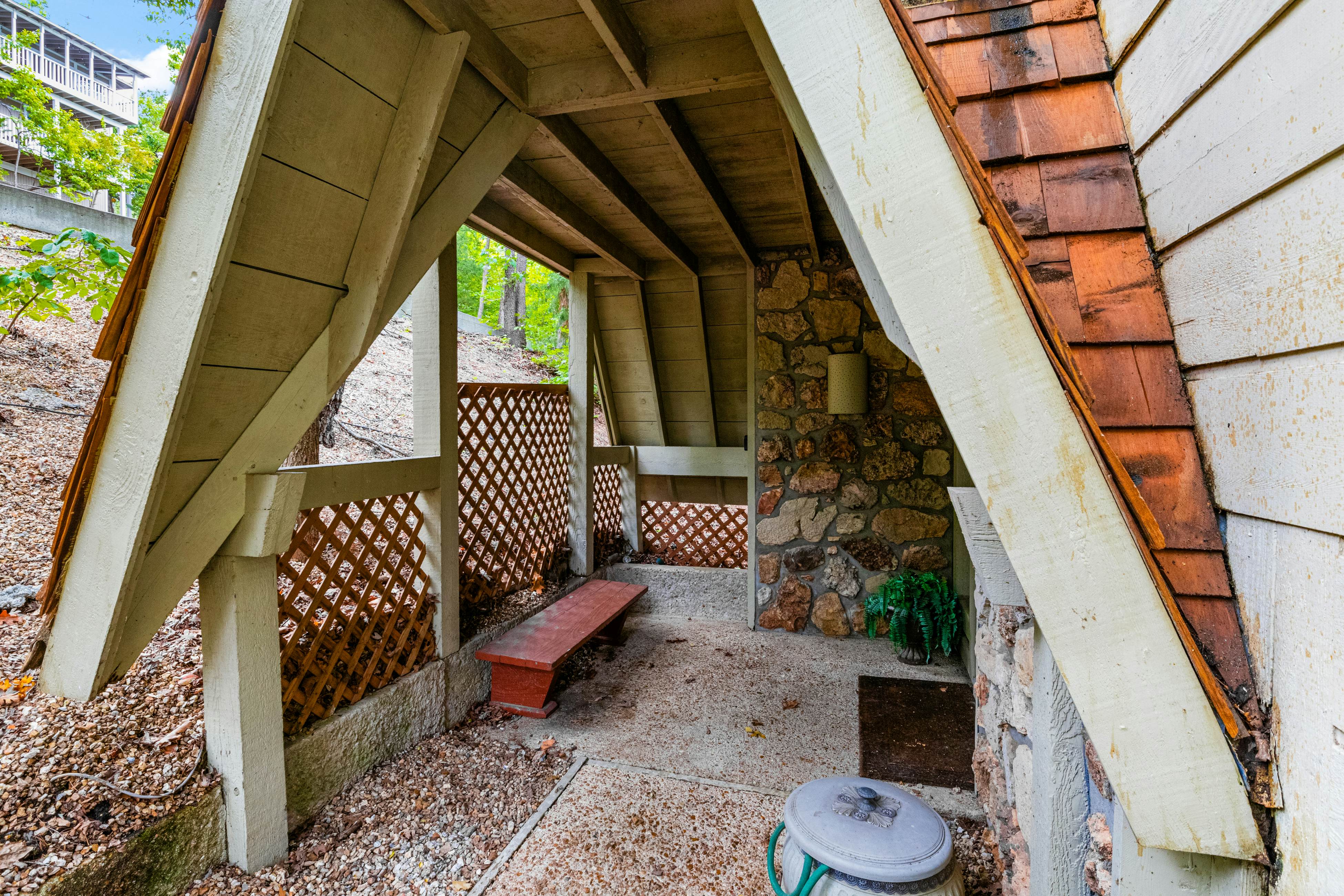 Grammy and Papas Lakeside Dugout