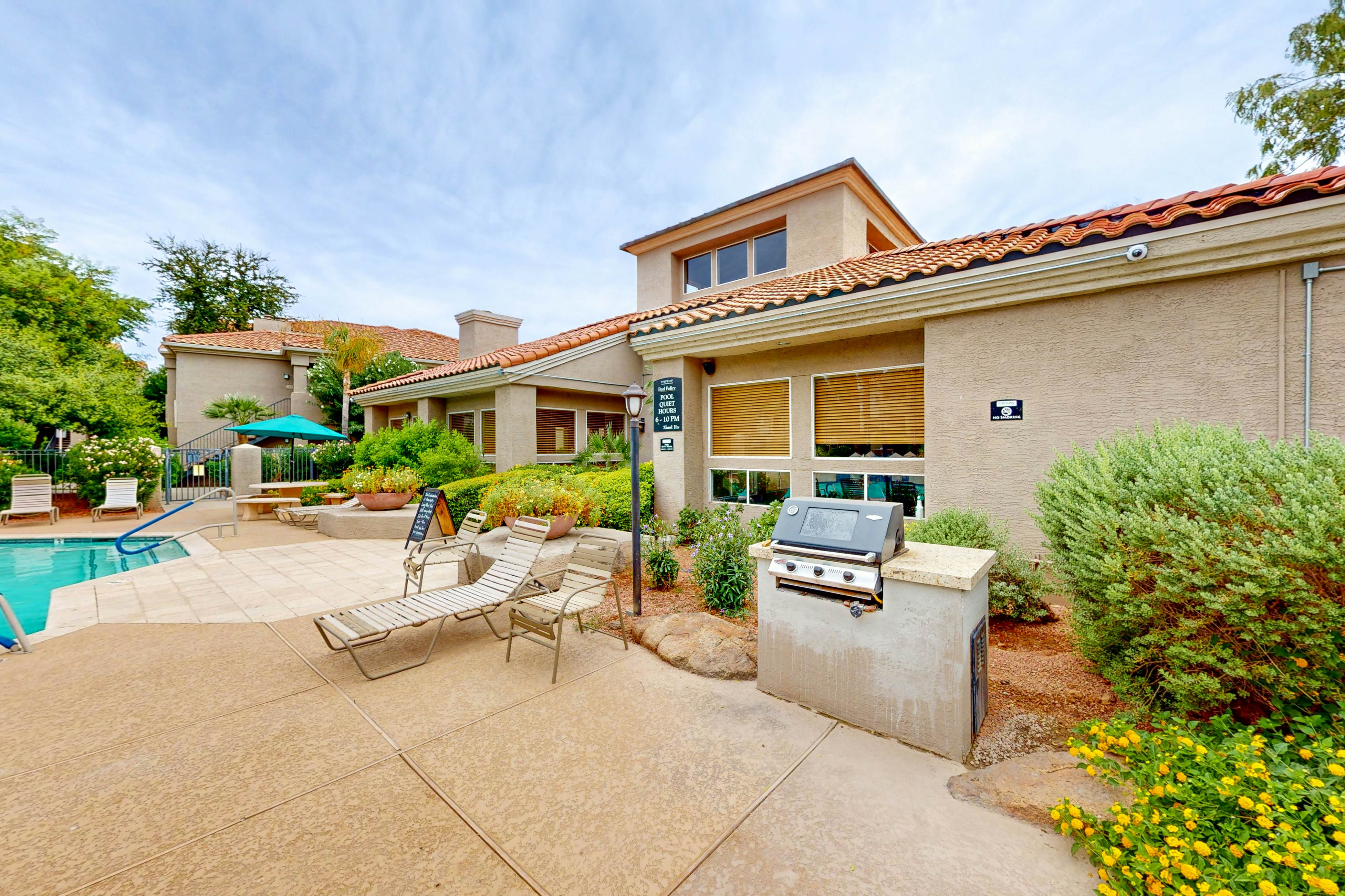 Live, Work, Play in Ahwatukee