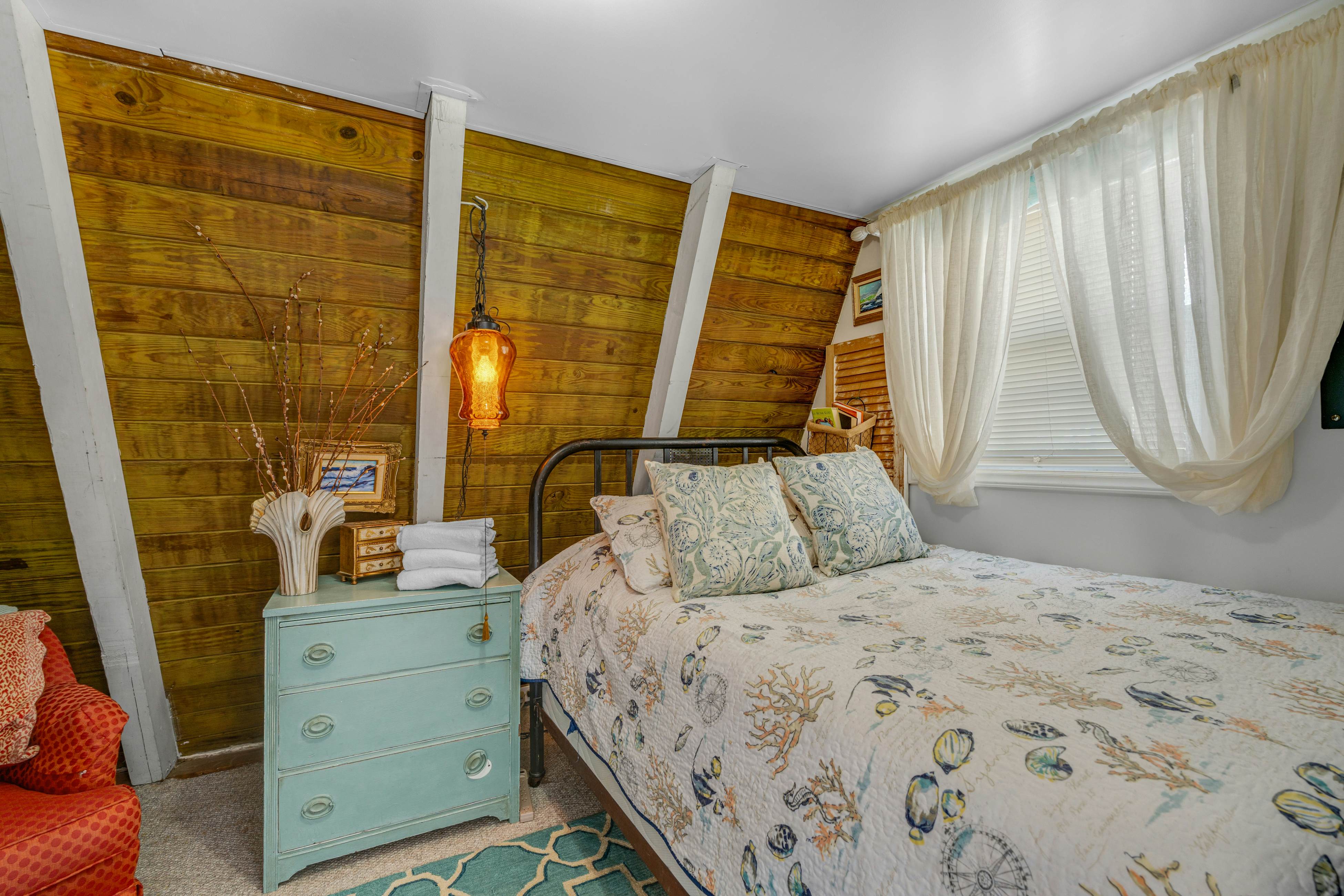 Anchor's Holding 2 BD Holden Beach, NC Vacation Rental Vacasa