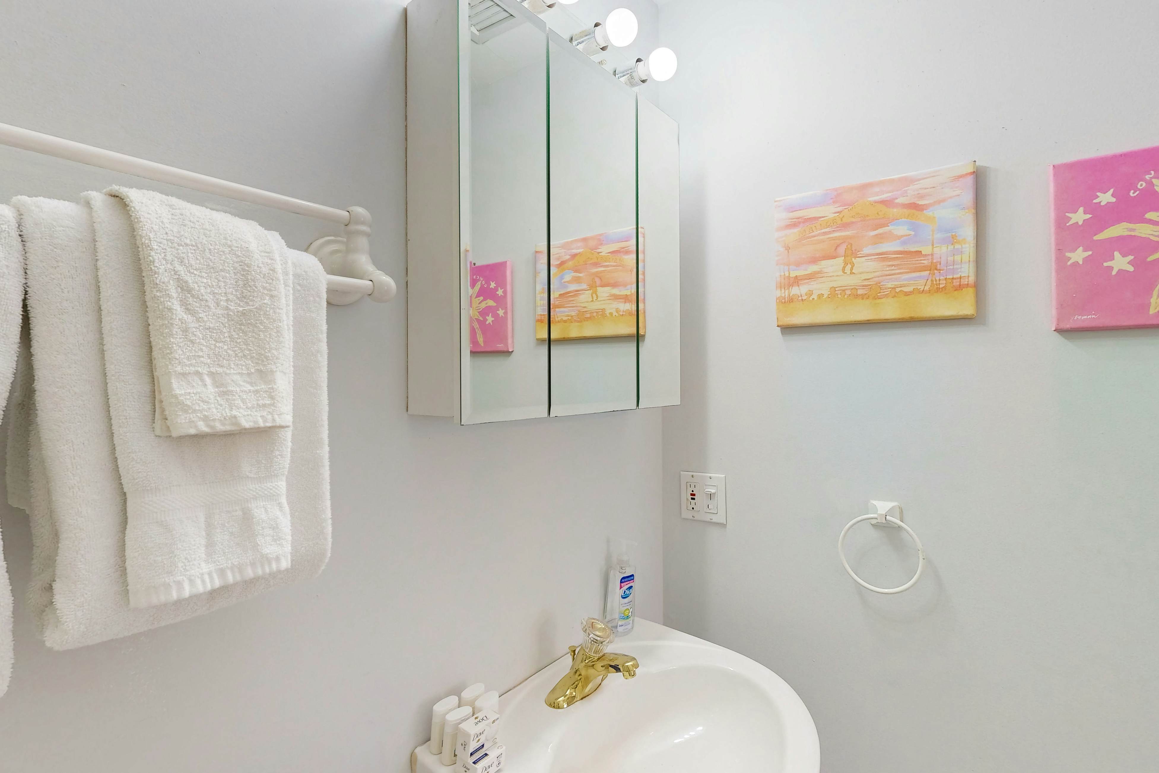 Fisherman's Canal Getaway