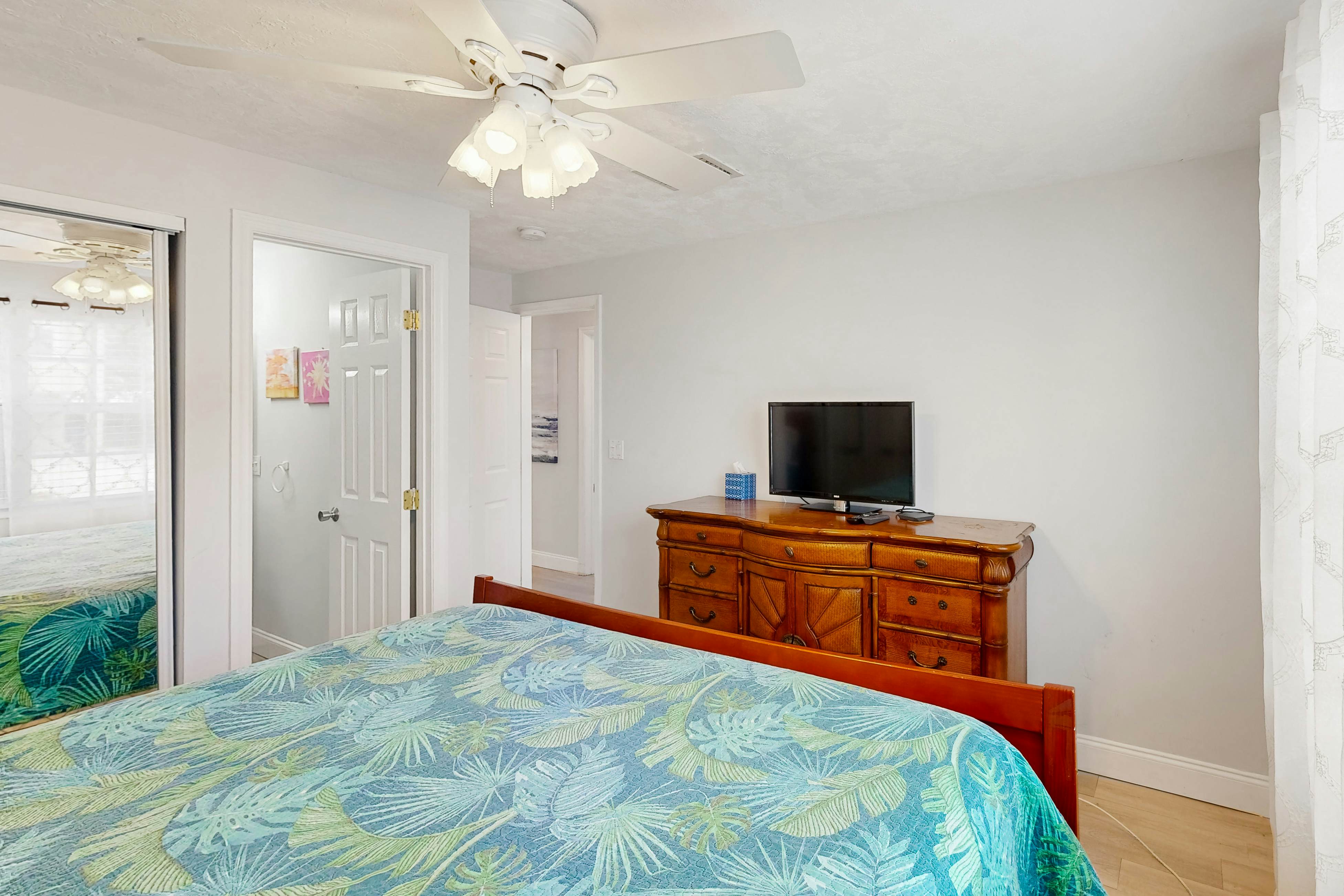 Fisherman's Canal Getaway