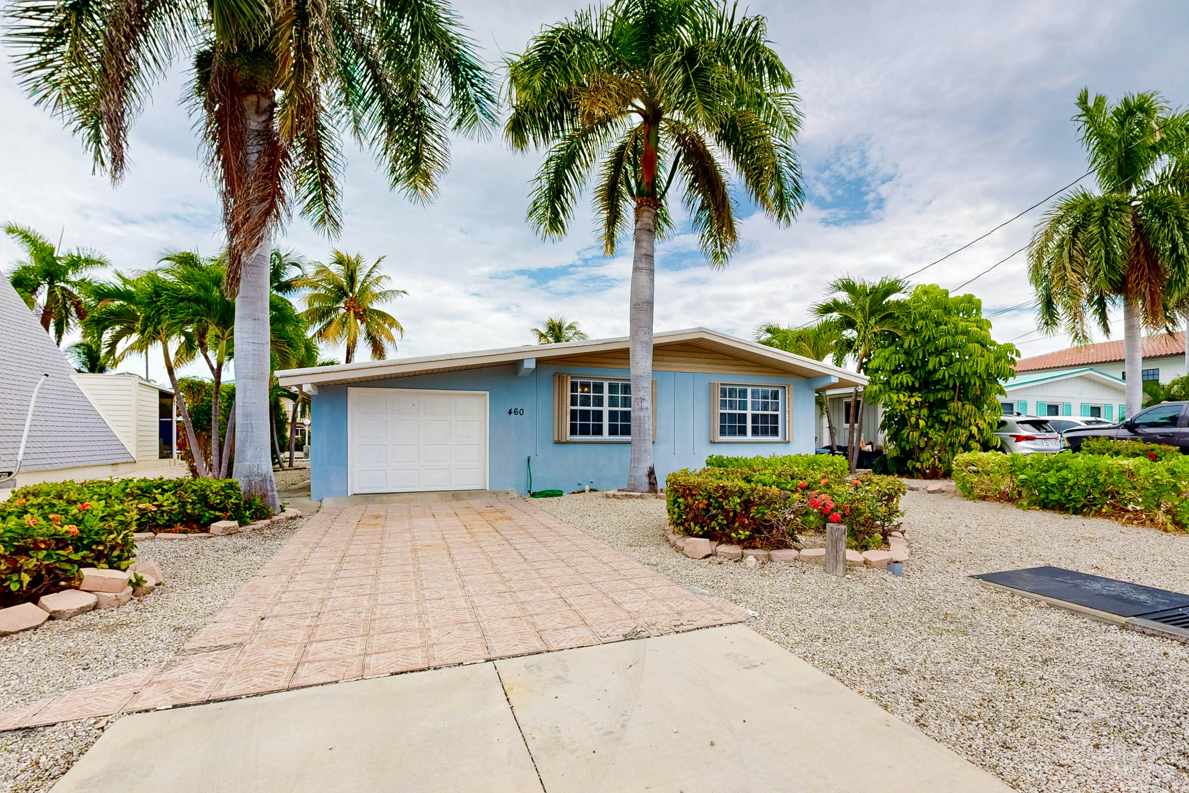 Fisherman's Canal Getaway