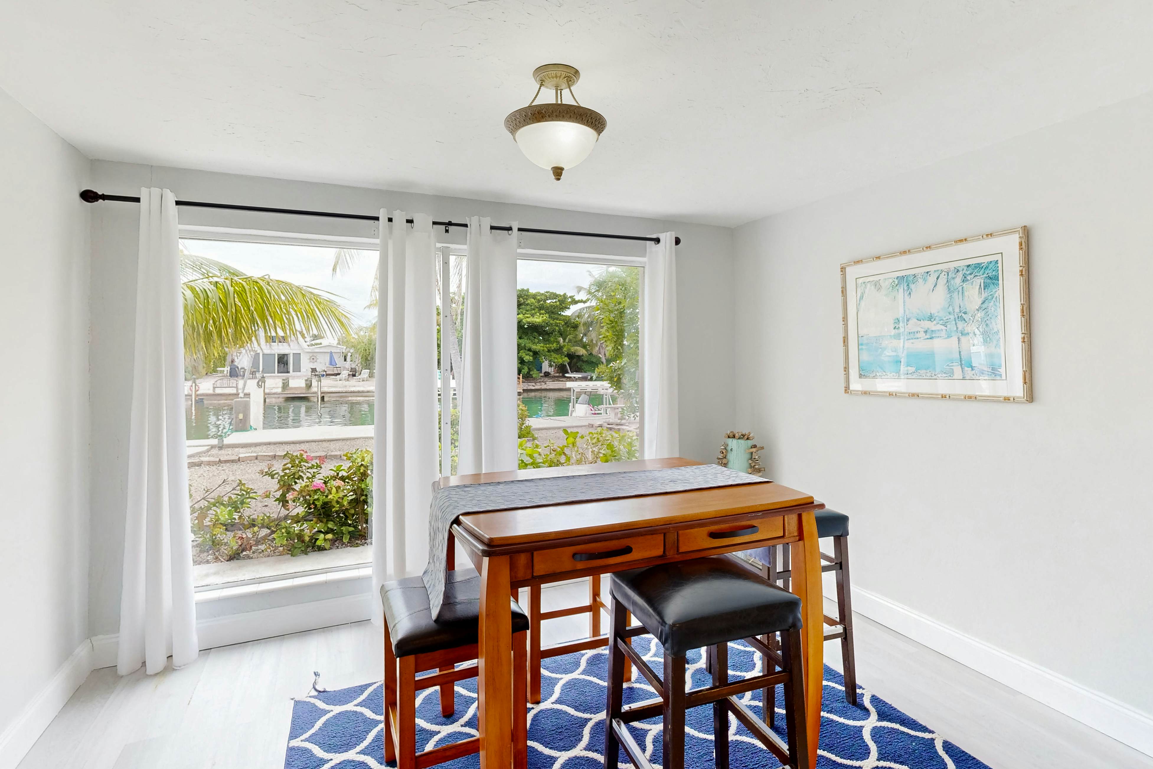 Fisherman's Canal Getaway