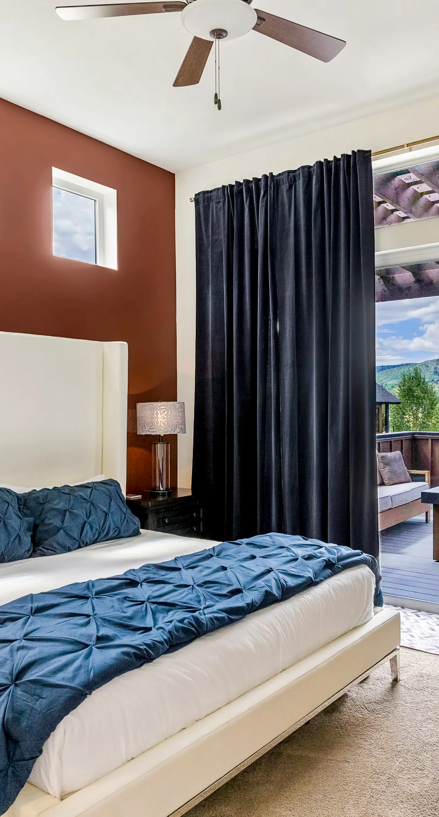 Foxy Lady, A Mountain Vista Retreat