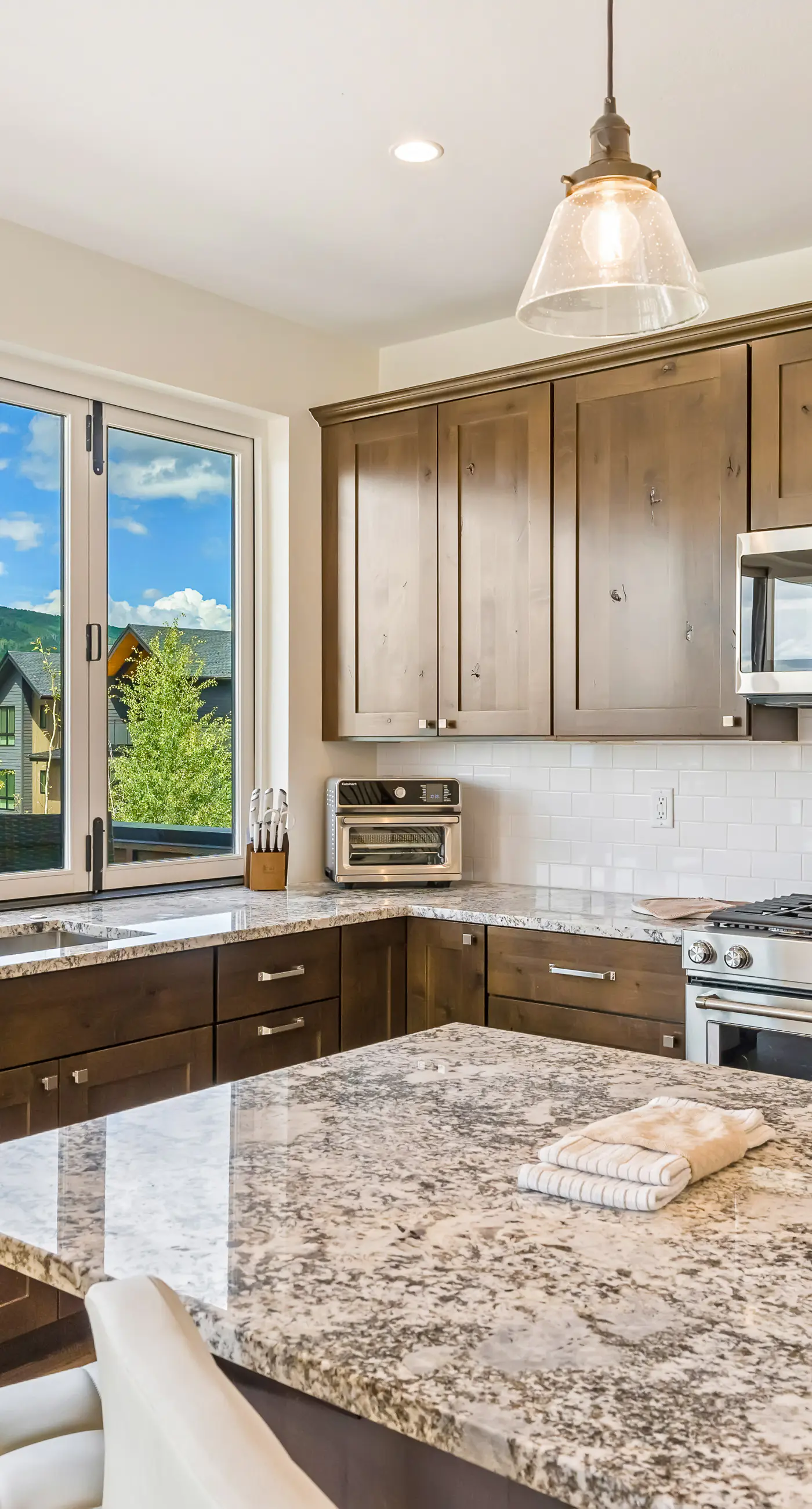 Foxy Lady, A Mountain Vista Retreat