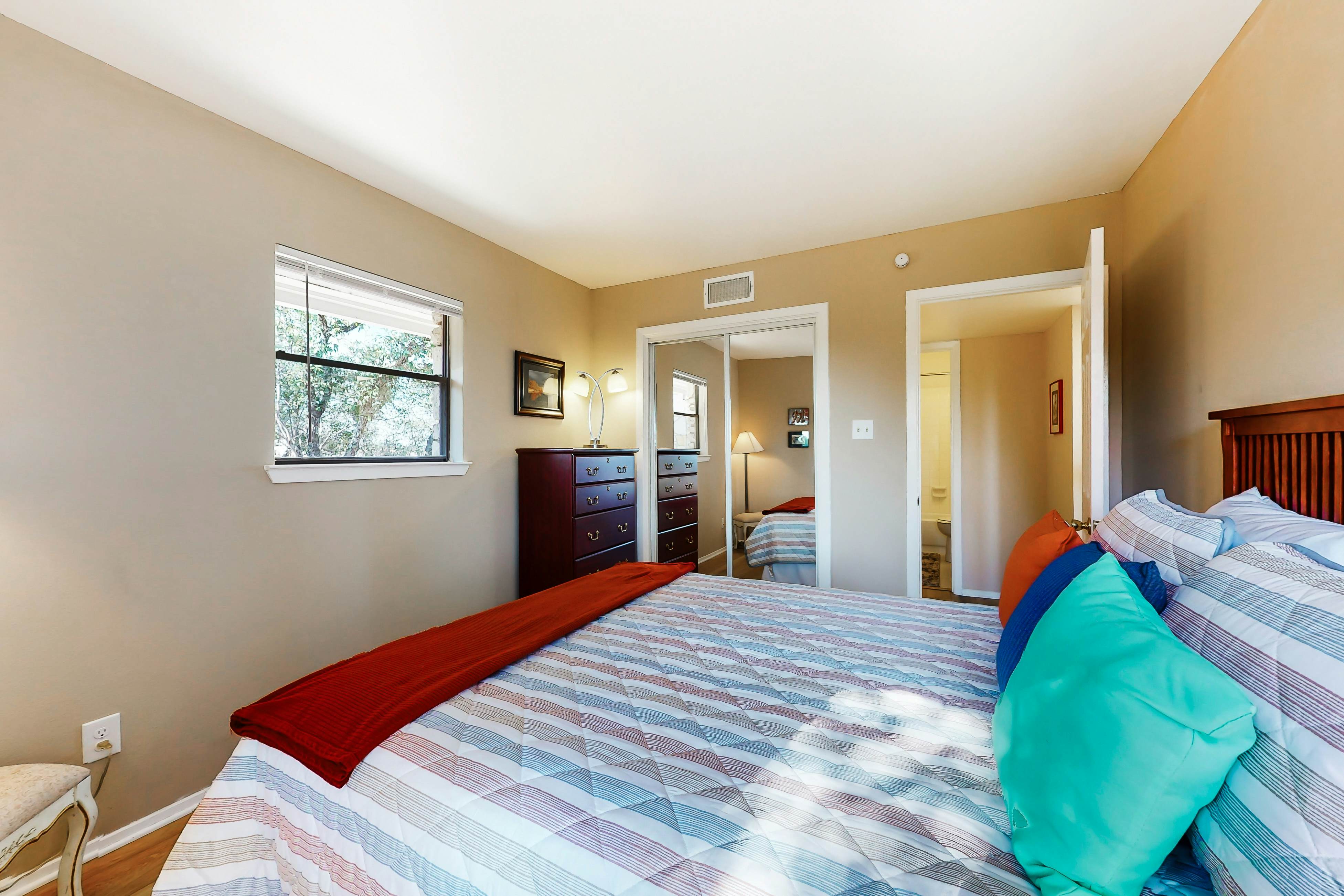 Granite Peak Vista - Inks Lake