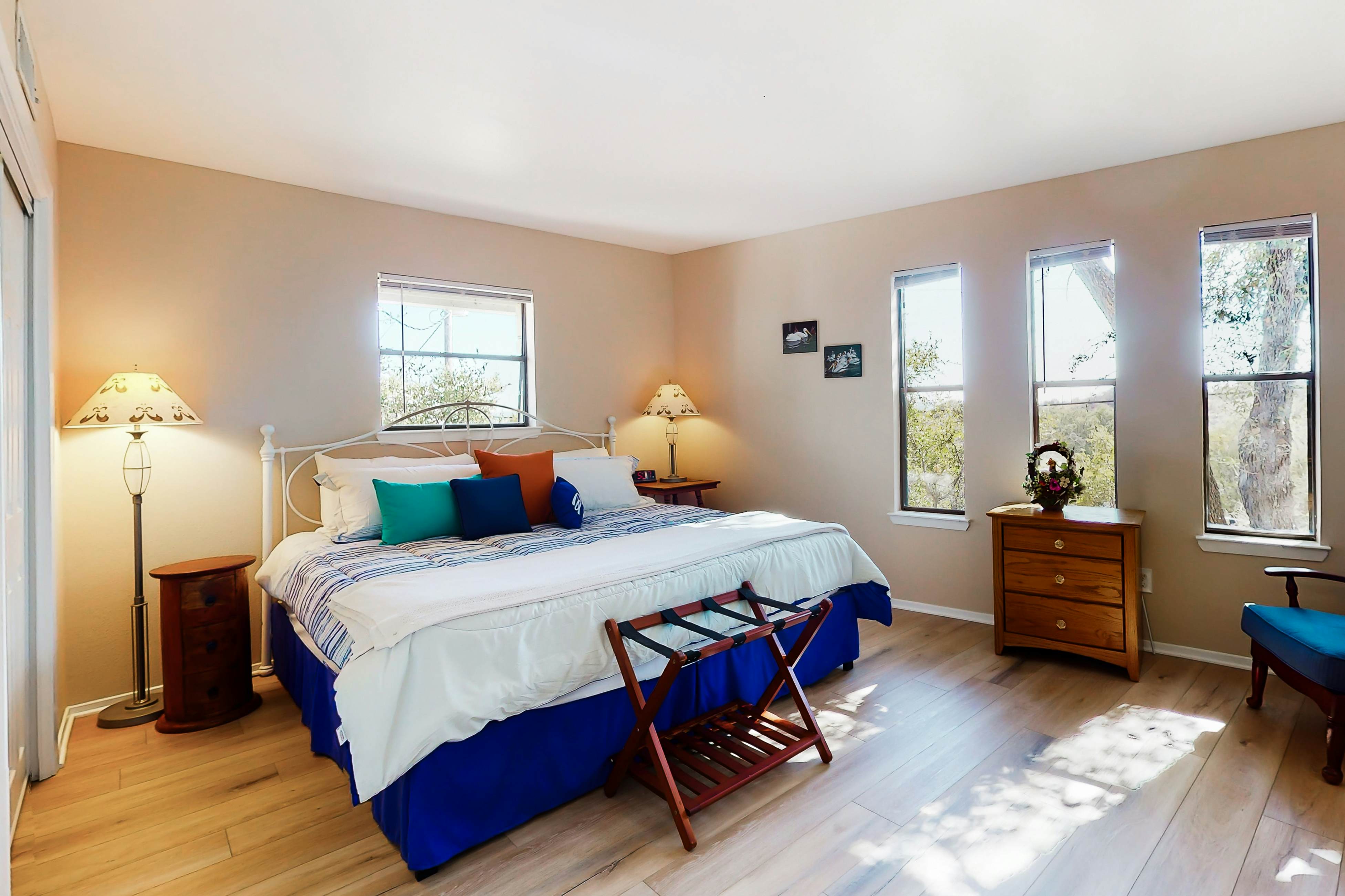 Granite Peak Vista - Inks Lake