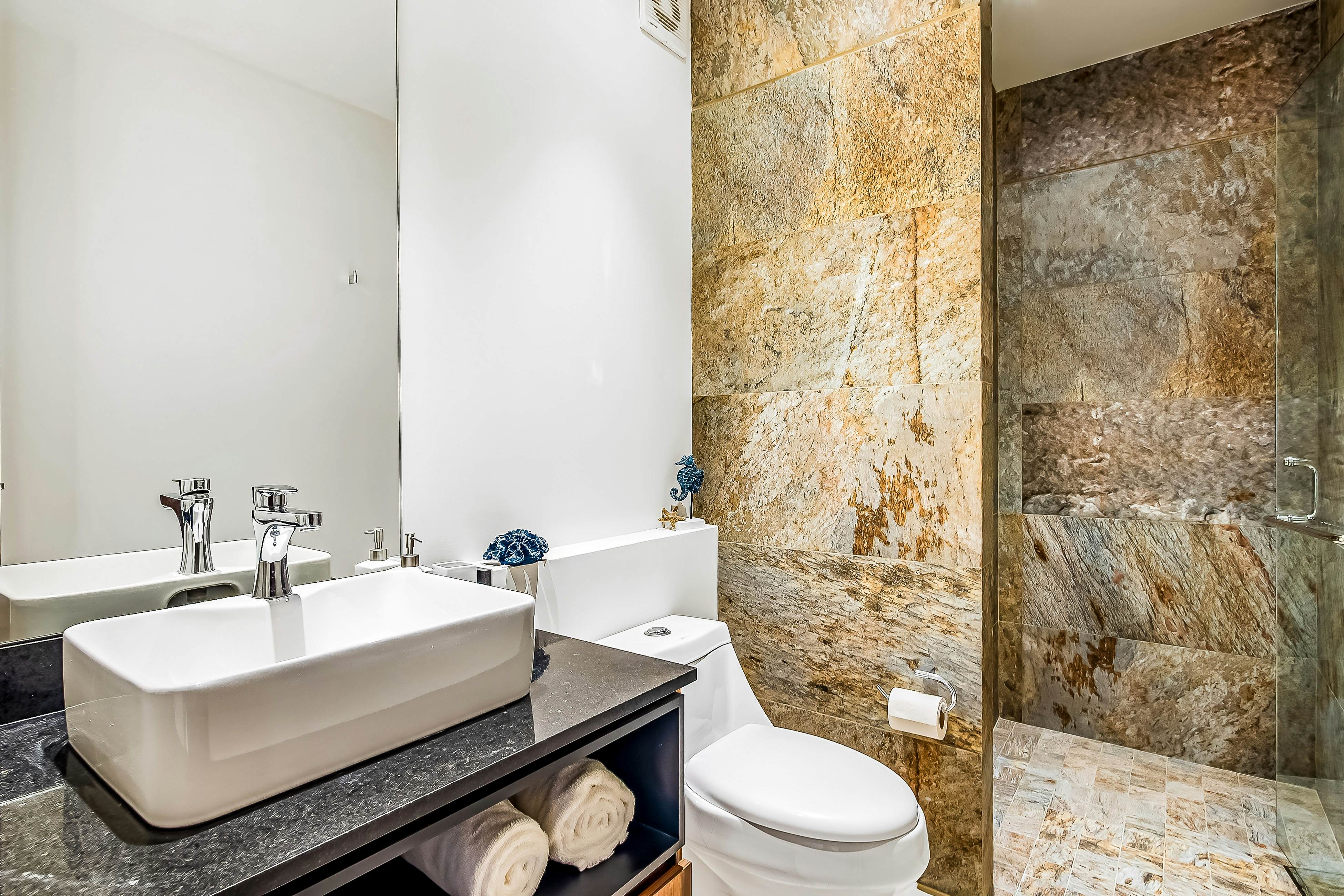 D'Toscana Residencial # 305