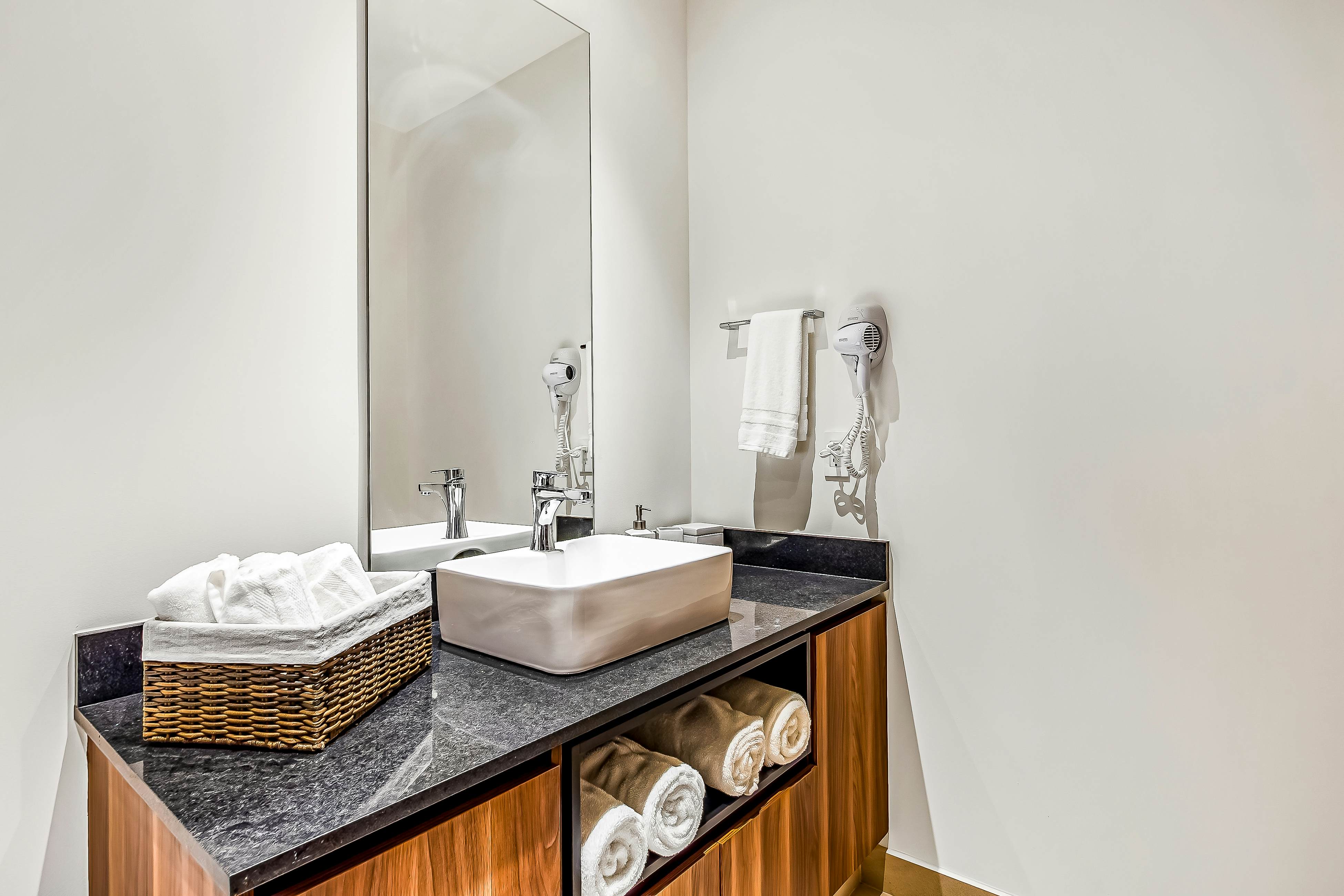 D'Toscana Residencial # 305