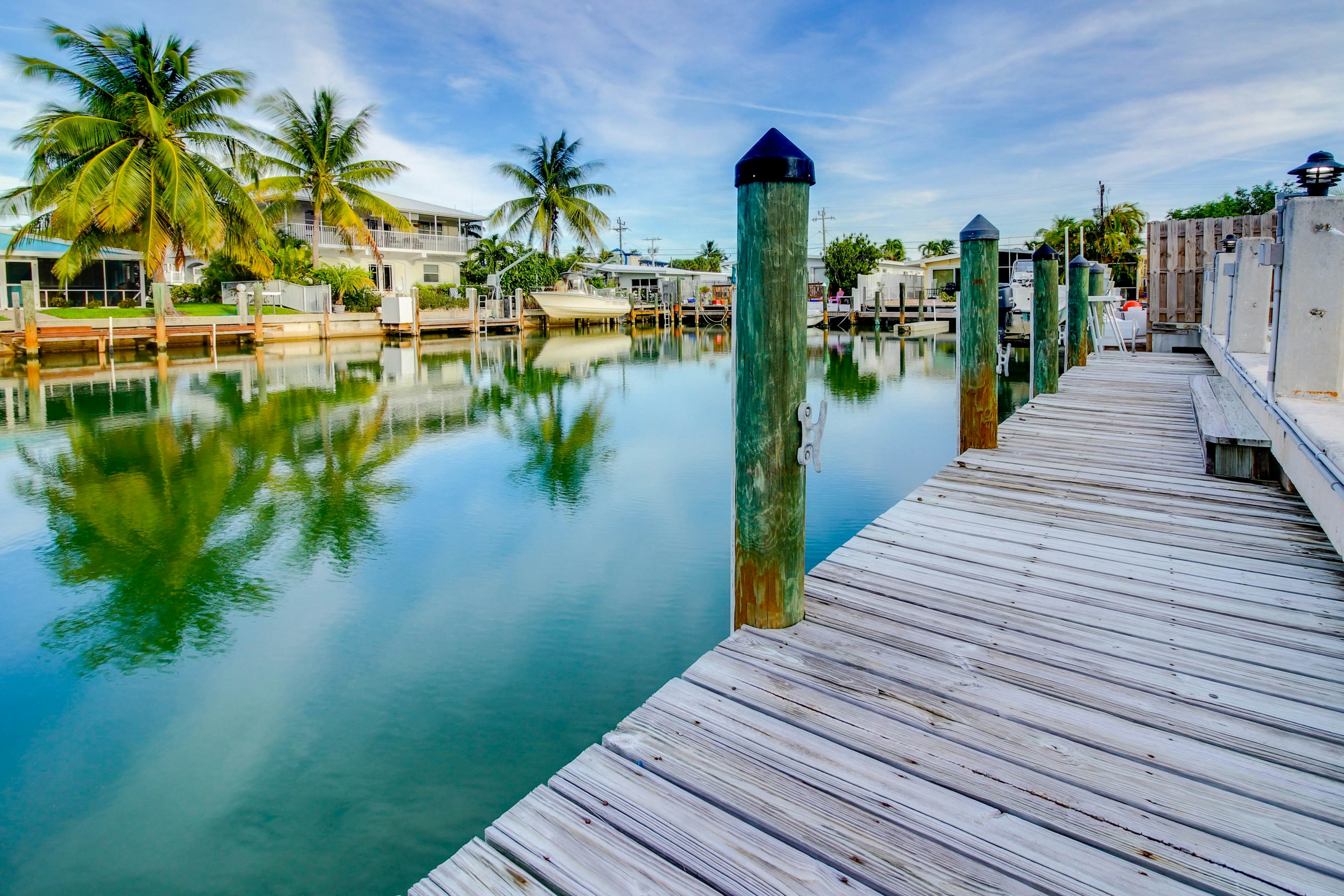 Downhome Cabin by the Canal