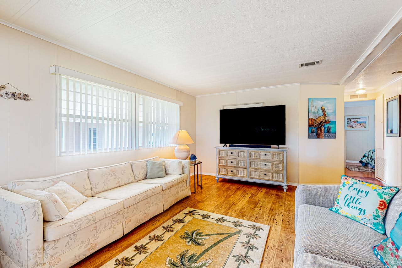 Colony Cove 2 BD Ellenton, FL Vacation Rental Vacasa