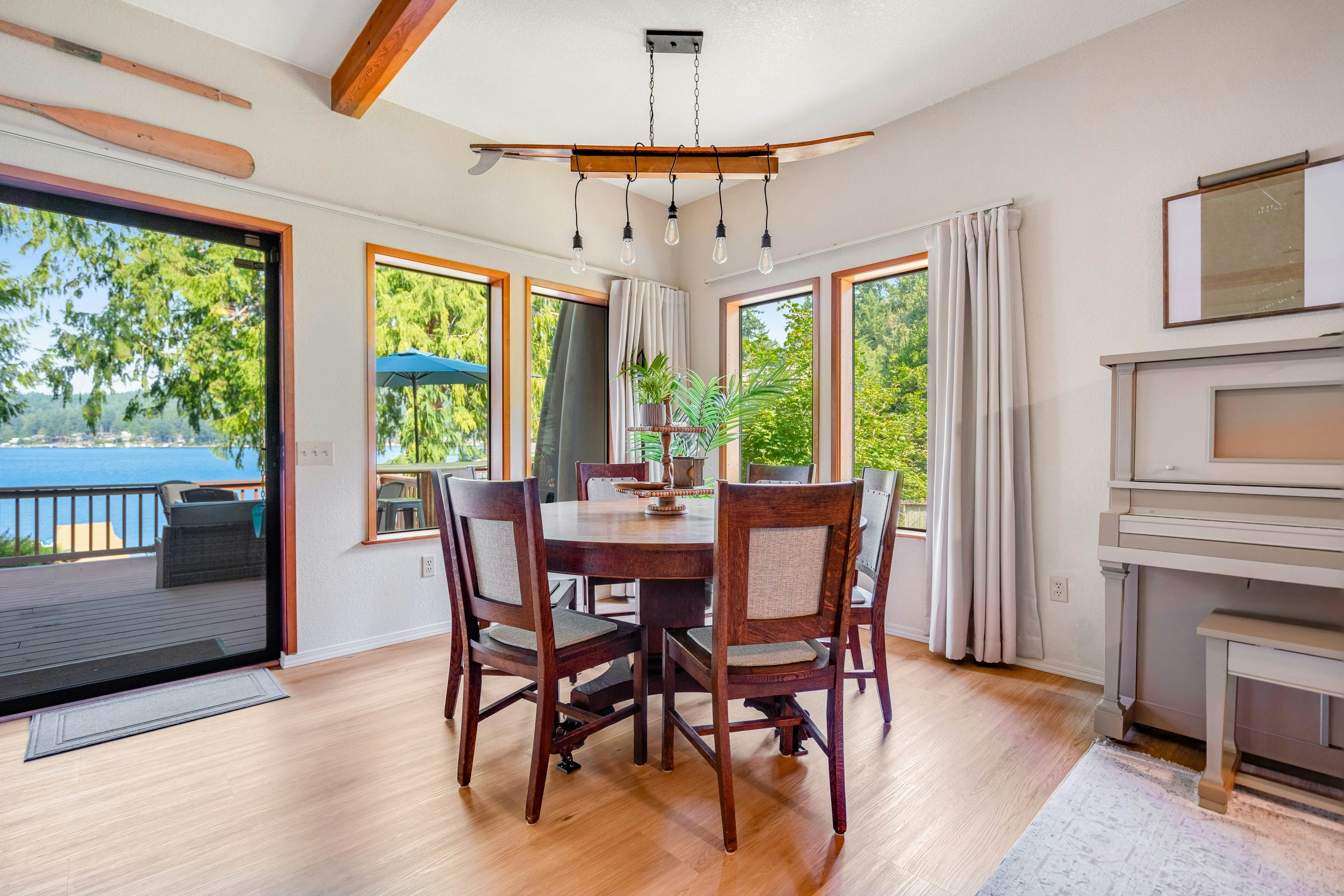 The Hayes Cabin In The Cove