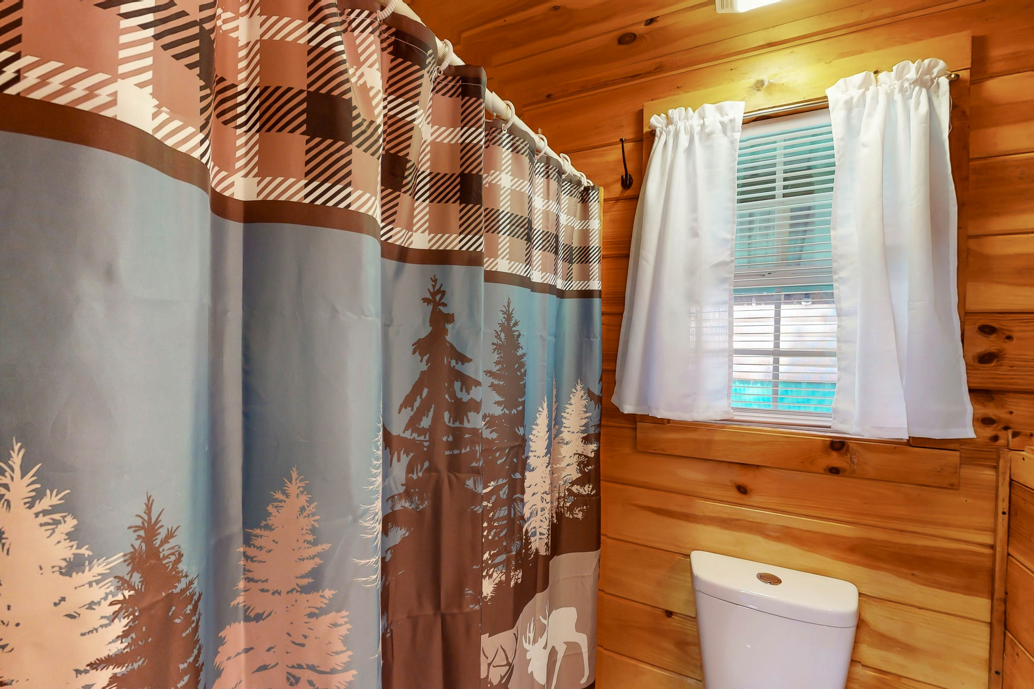 Wildlife Cabin On The River