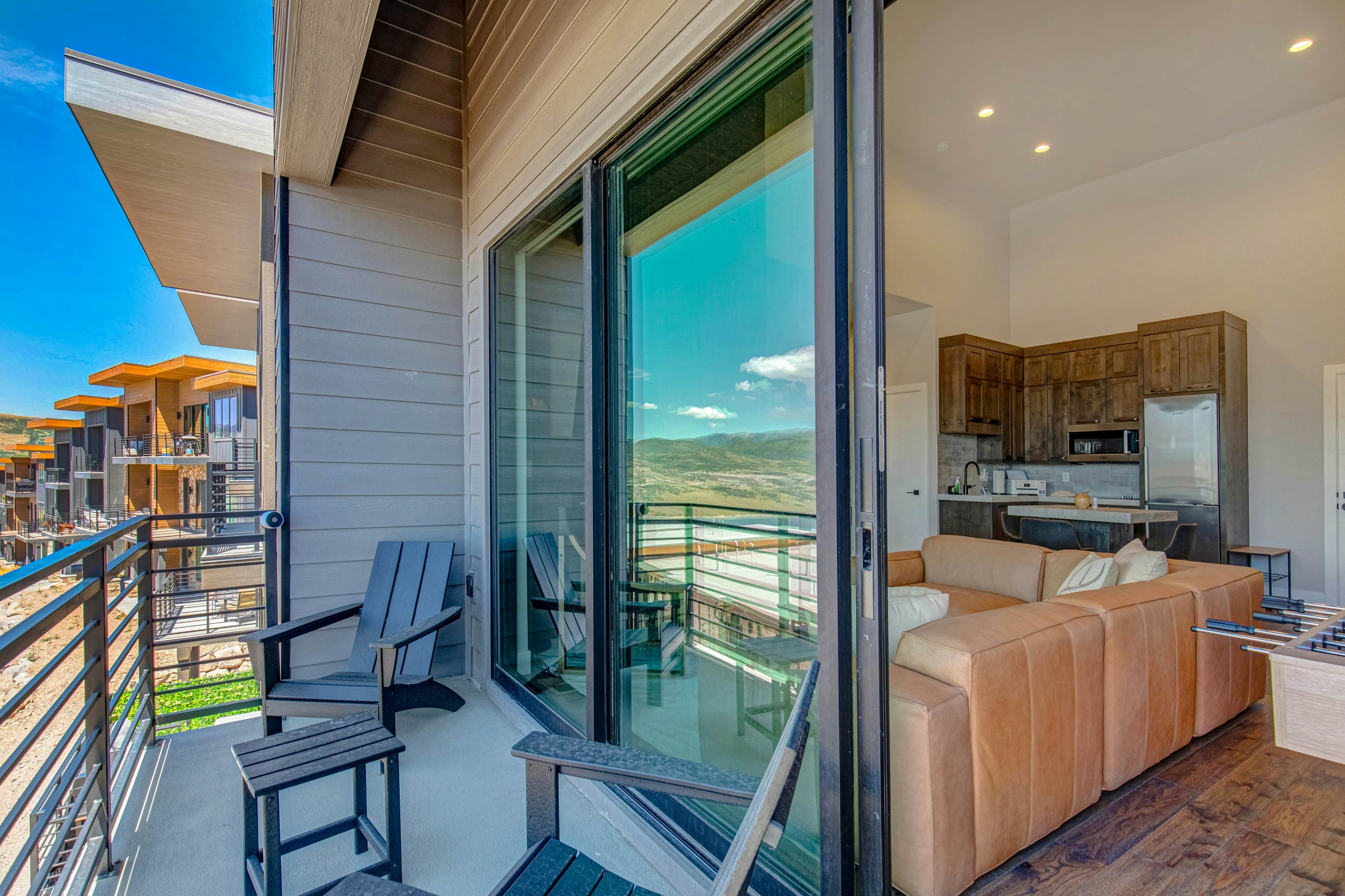 On Top of the Mountains - Full Townhome